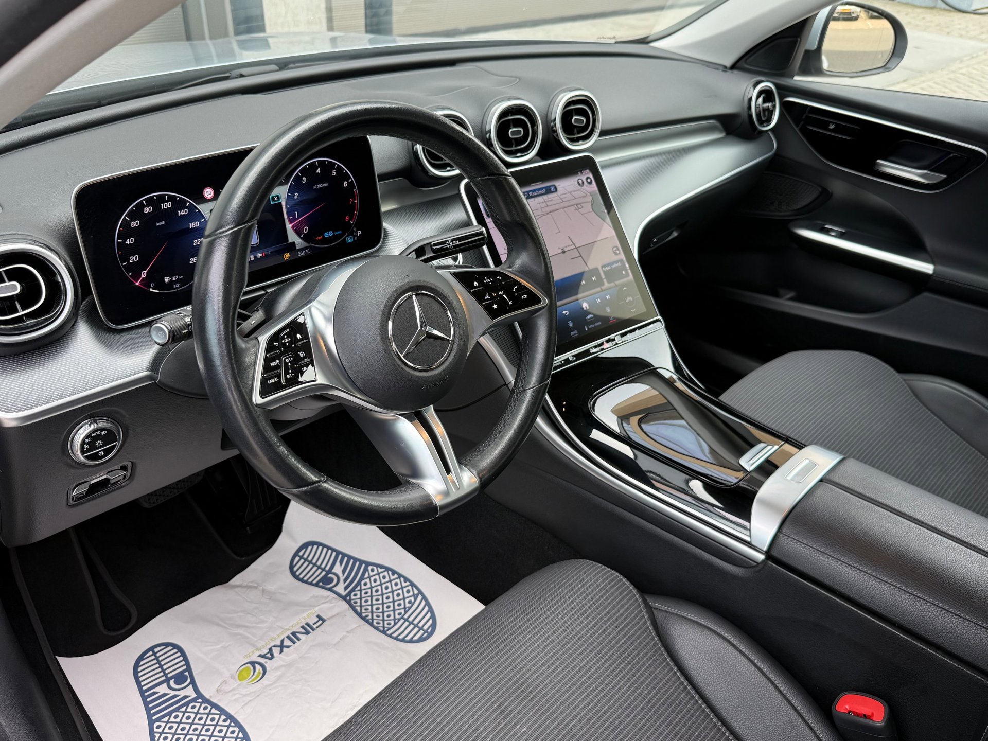 Foto van Mercedes-Benz C 200