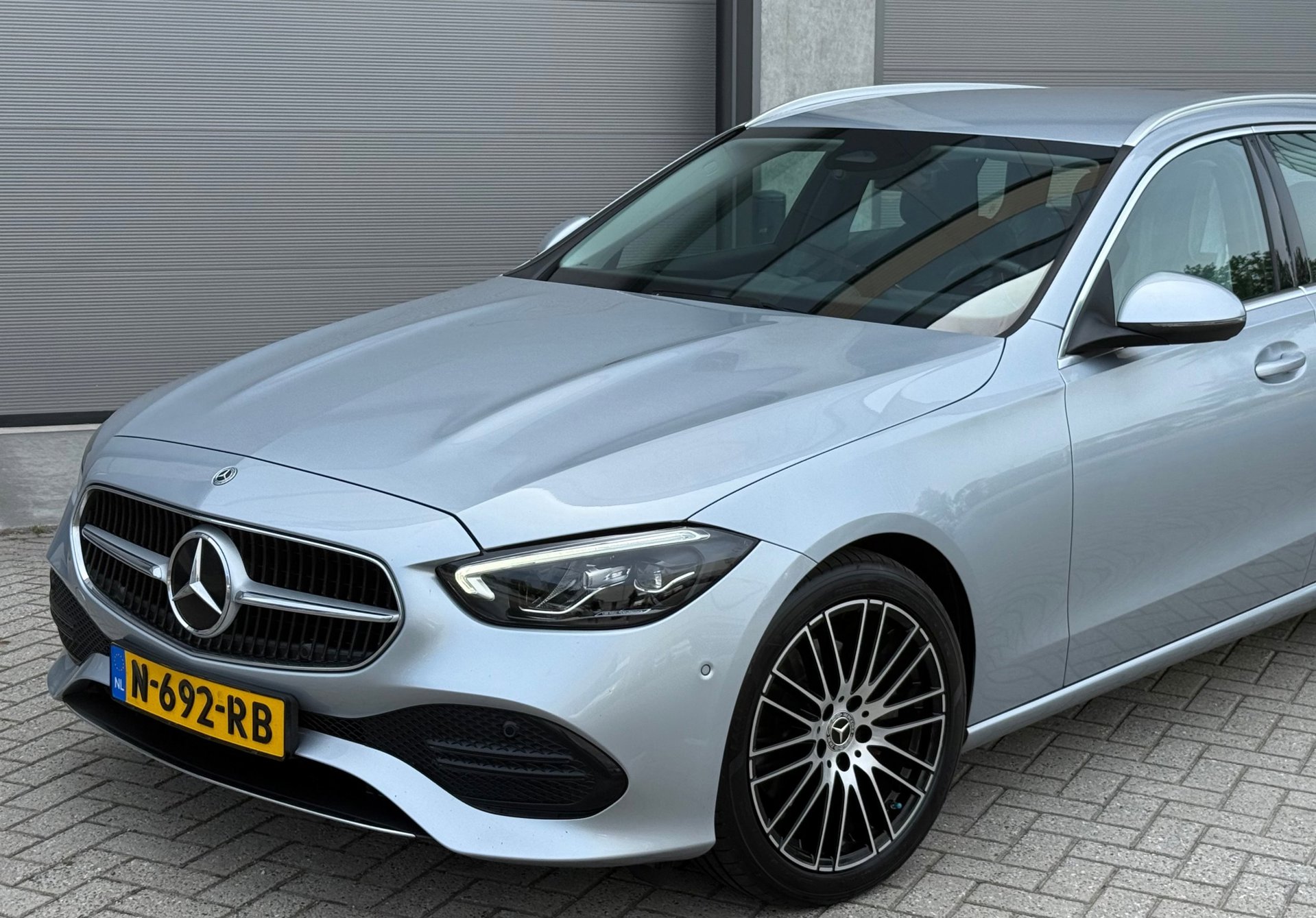 Foto van Mercedes-Benz C 200