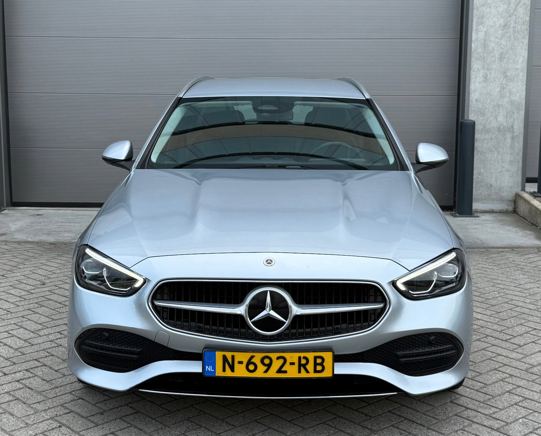 Foto van Mercedes-Benz C 200