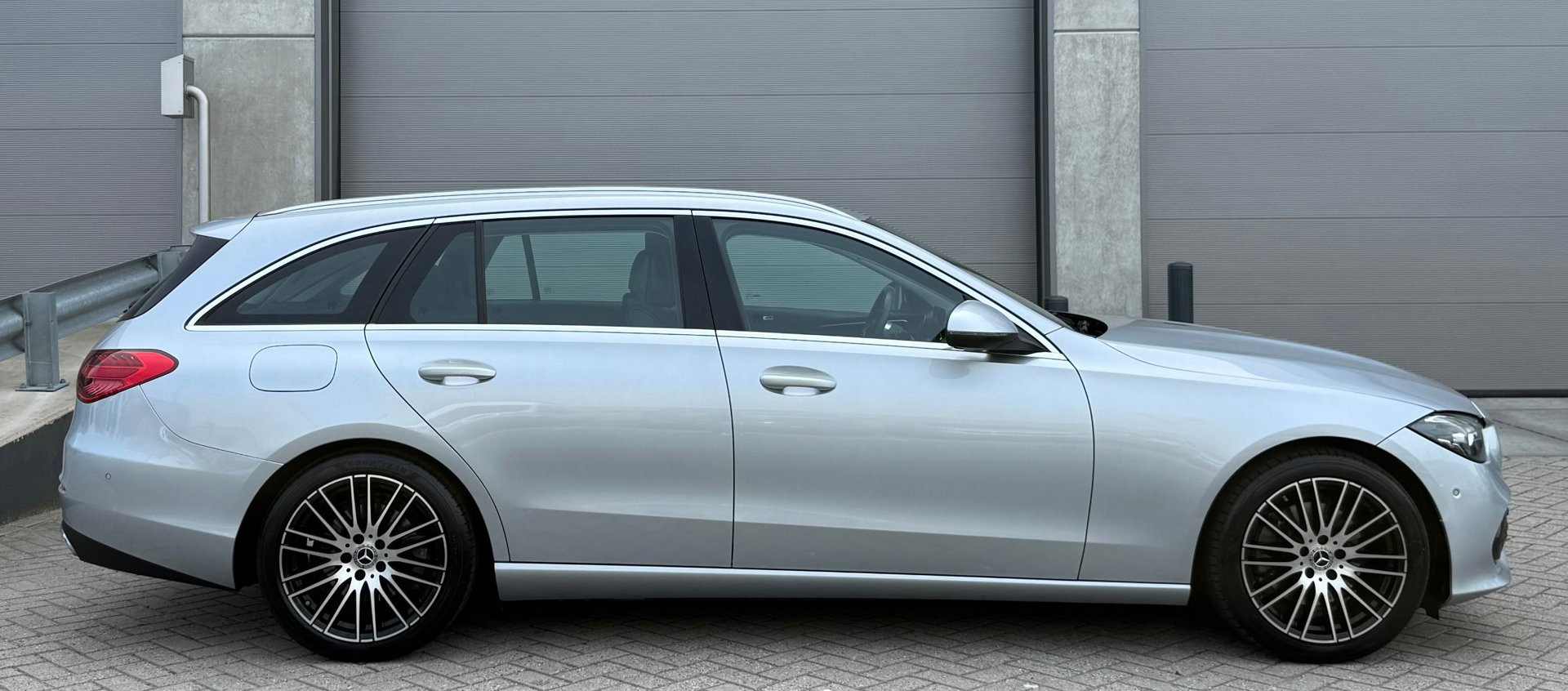 Foto van Mercedes-Benz C 200