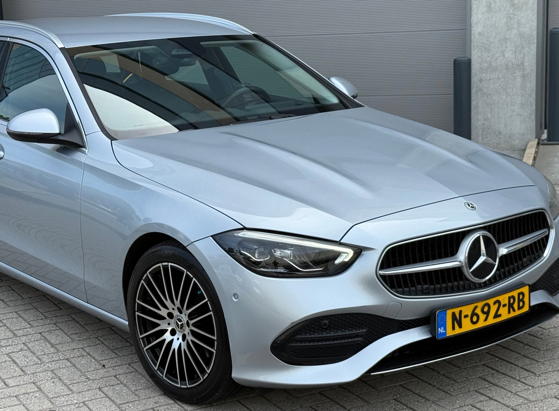 Foto van Mercedes-Benz C 200