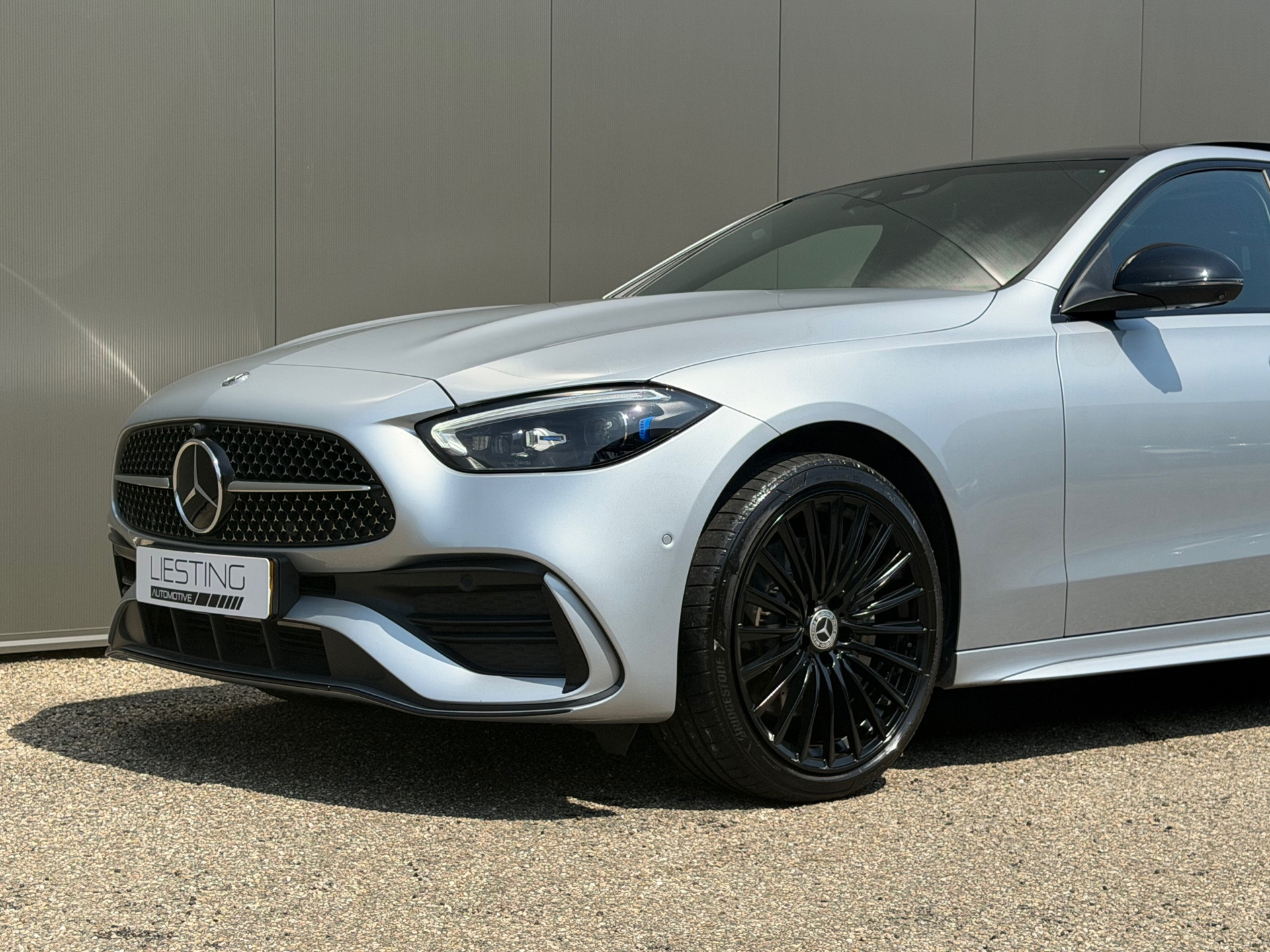 Foto van Mercedes-Benz C 300 E
