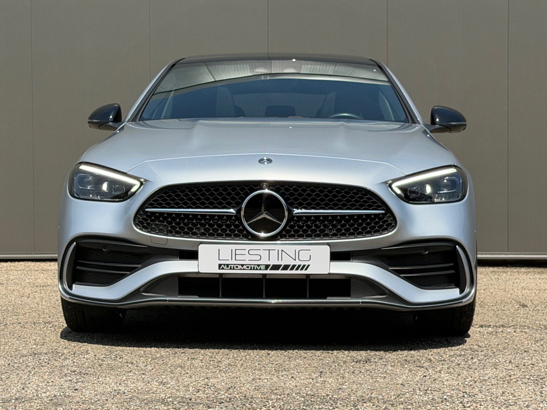 Foto van Mercedes-Benz C 300 E