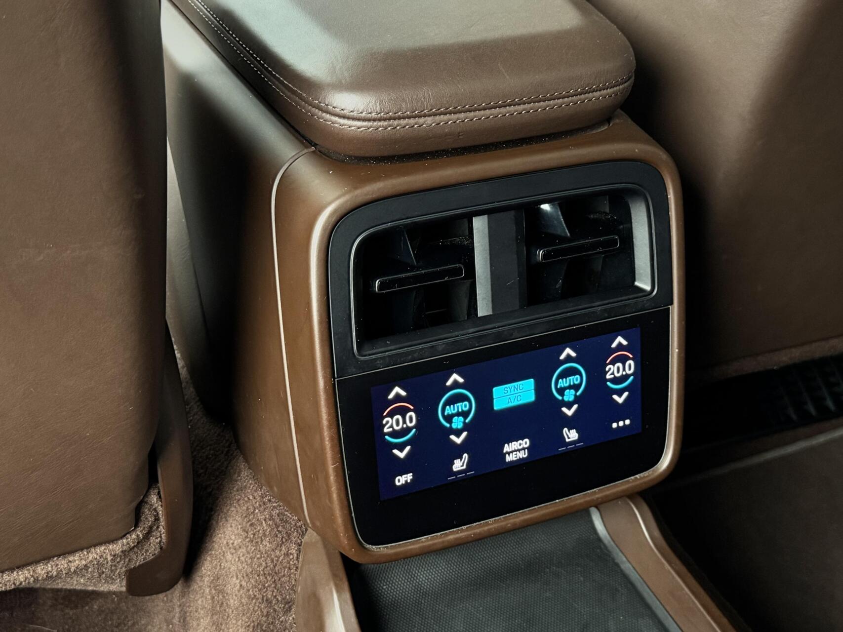 Foto van Porsche Taycan 4s