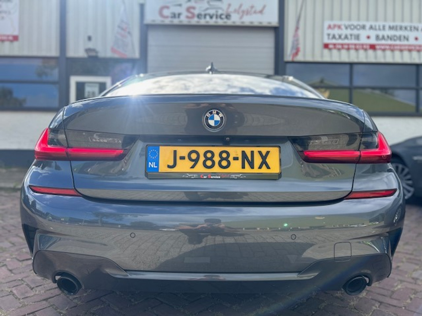 Foto van BMW 330e