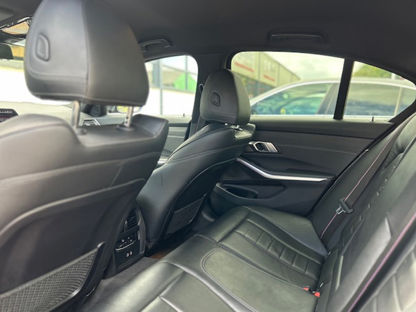 Foto van BMW 330e