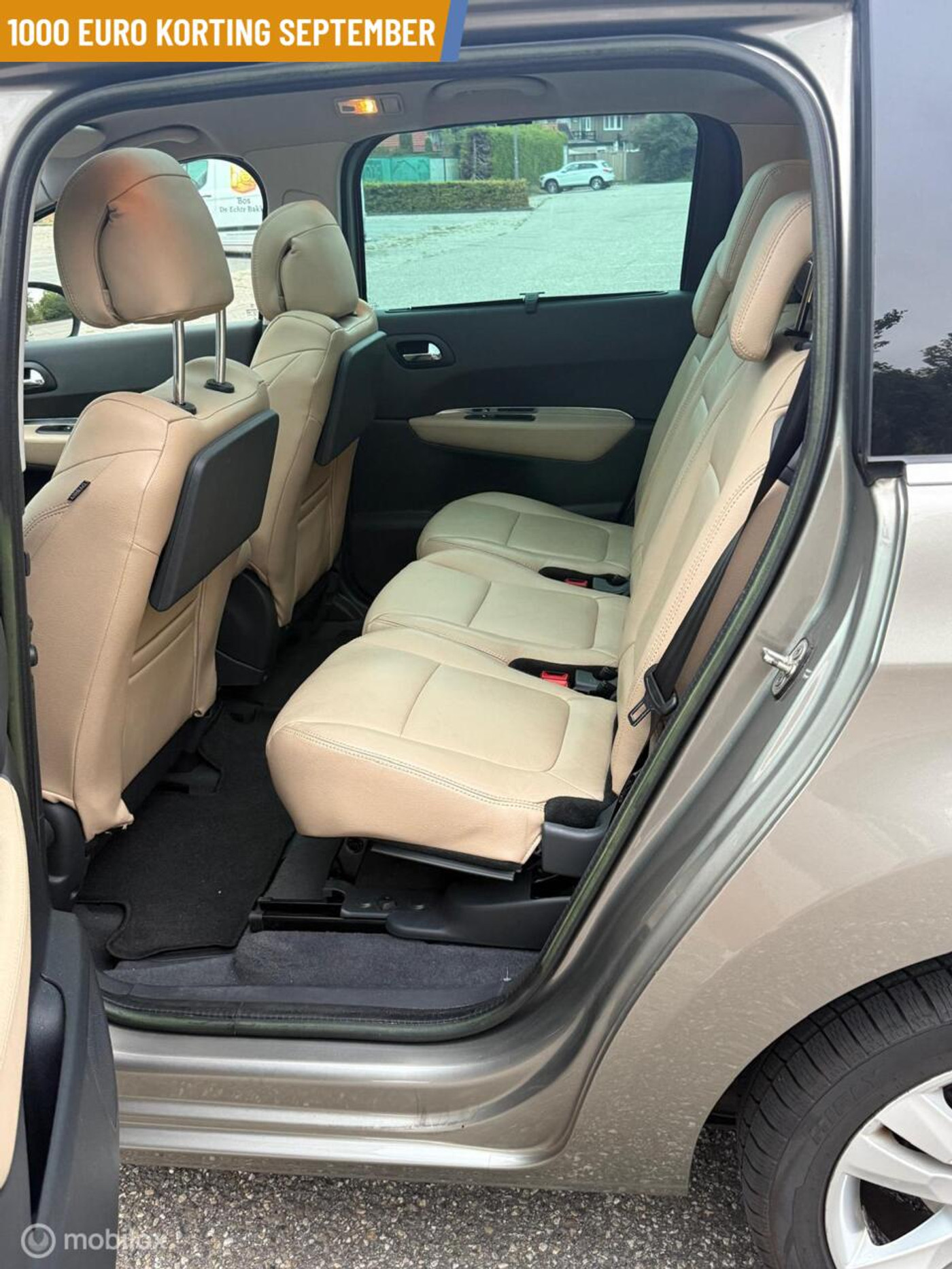 Foto van Peugeot 5008