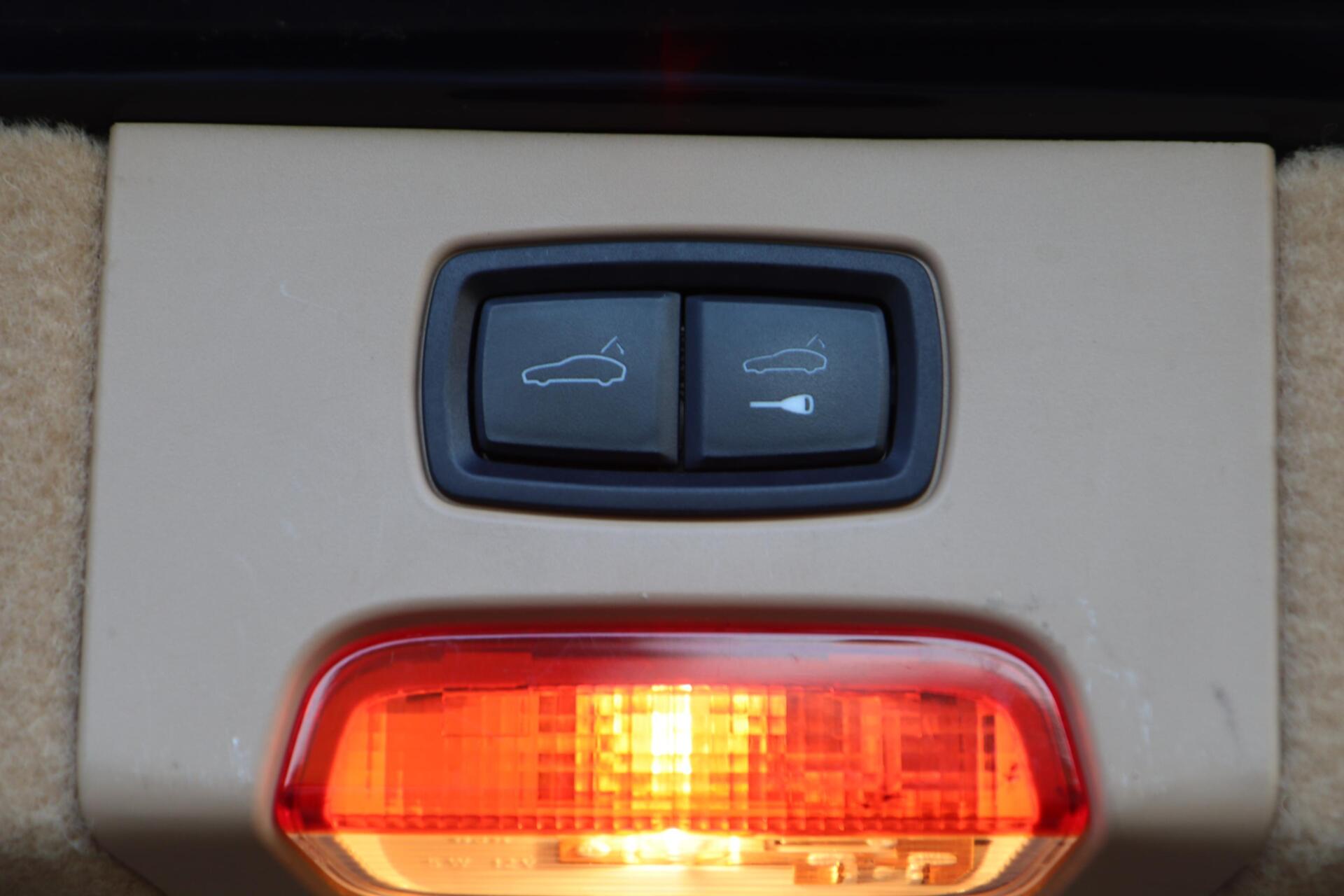 Foto van Porsche Cayenne S E-hybrid