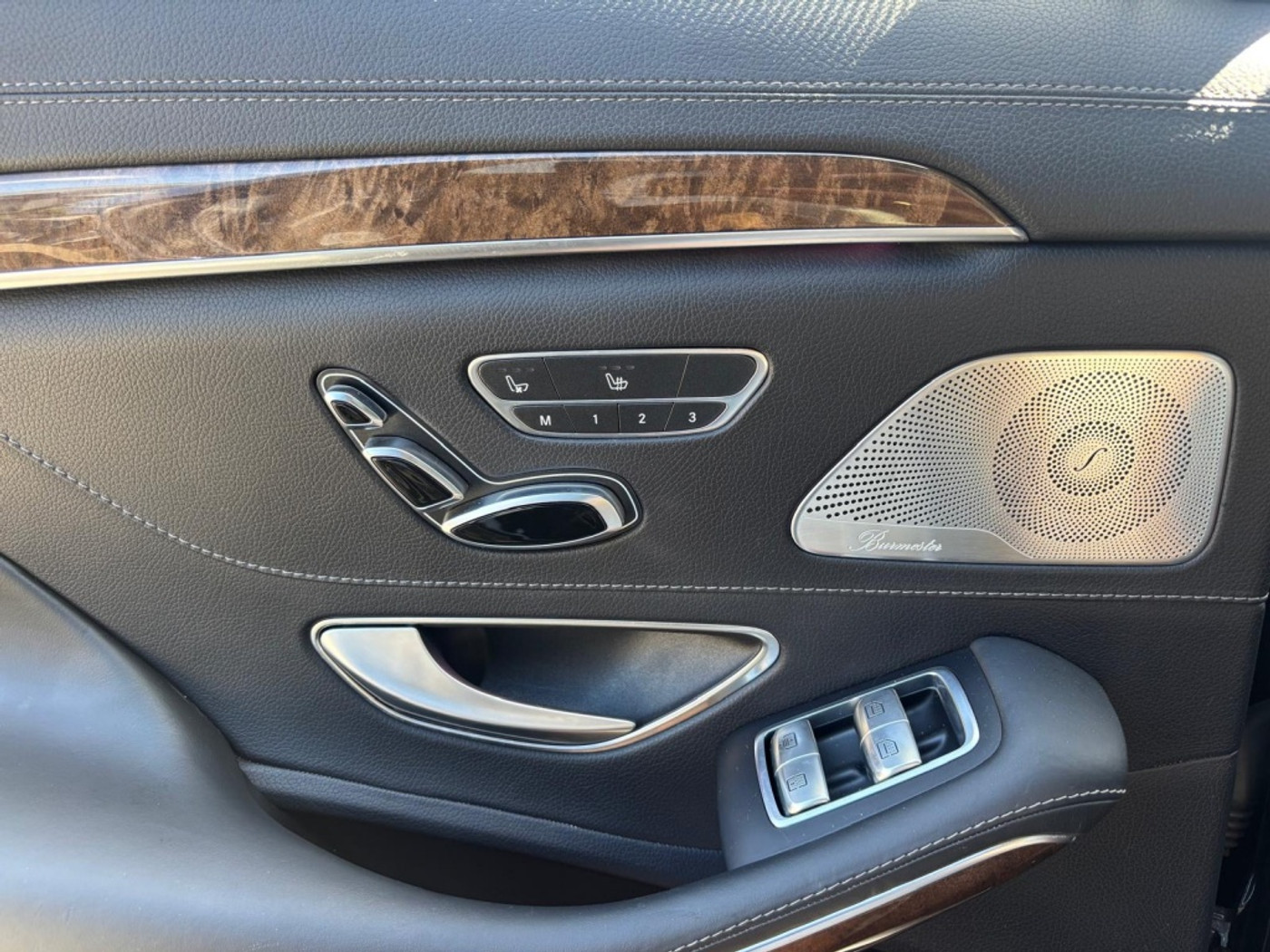 Foto van Mercedes-Benz S 500 4Matic