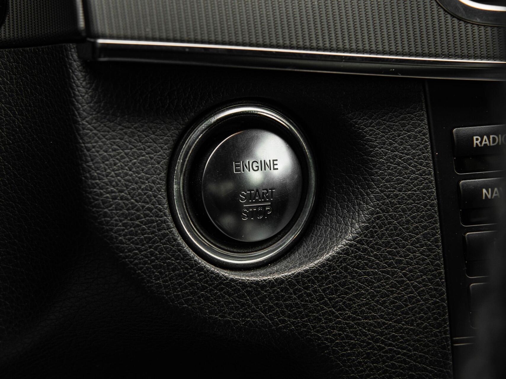 Foto van Mercedes-Benz E 200
