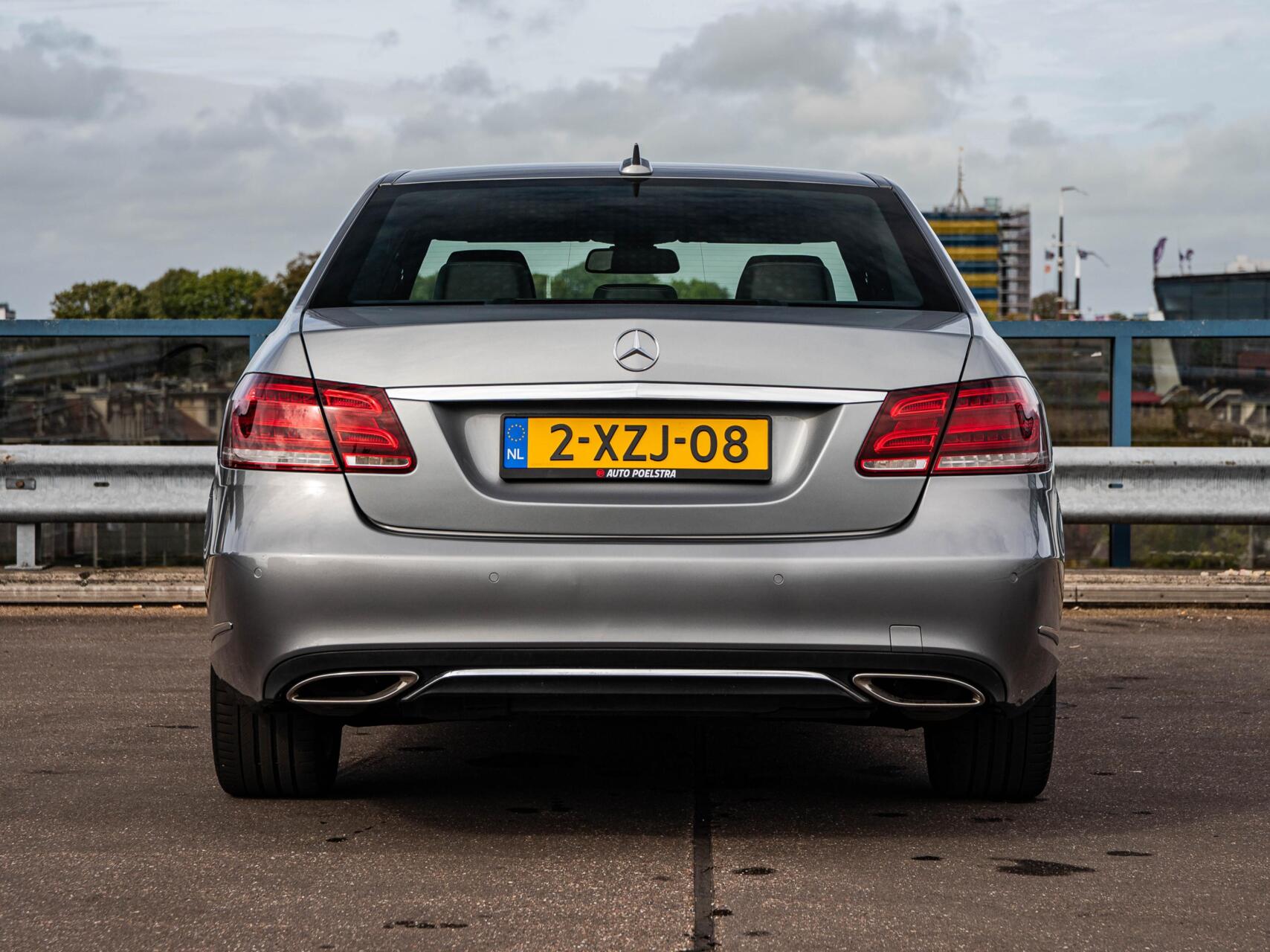 Foto van Mercedes-Benz E 200