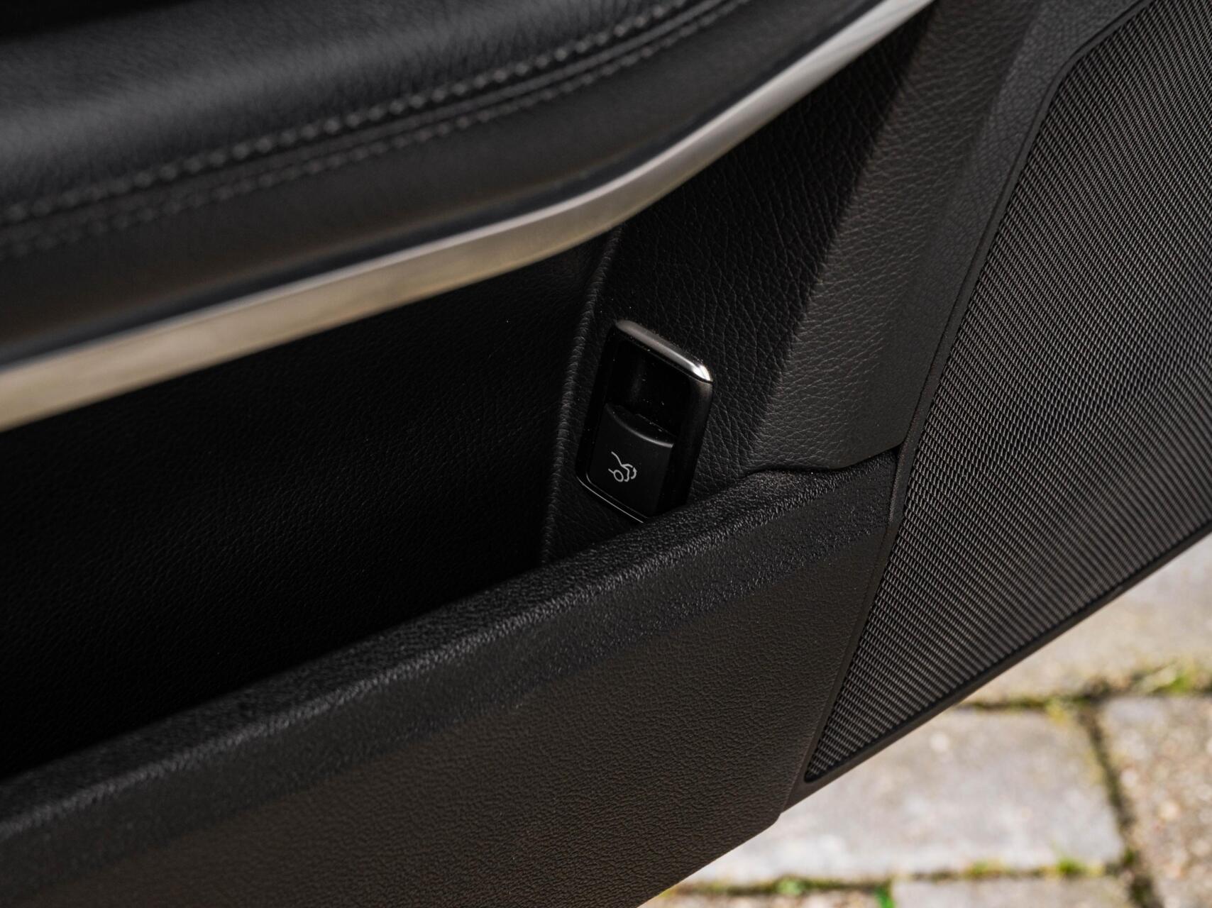 Foto van Mercedes-Benz E 200