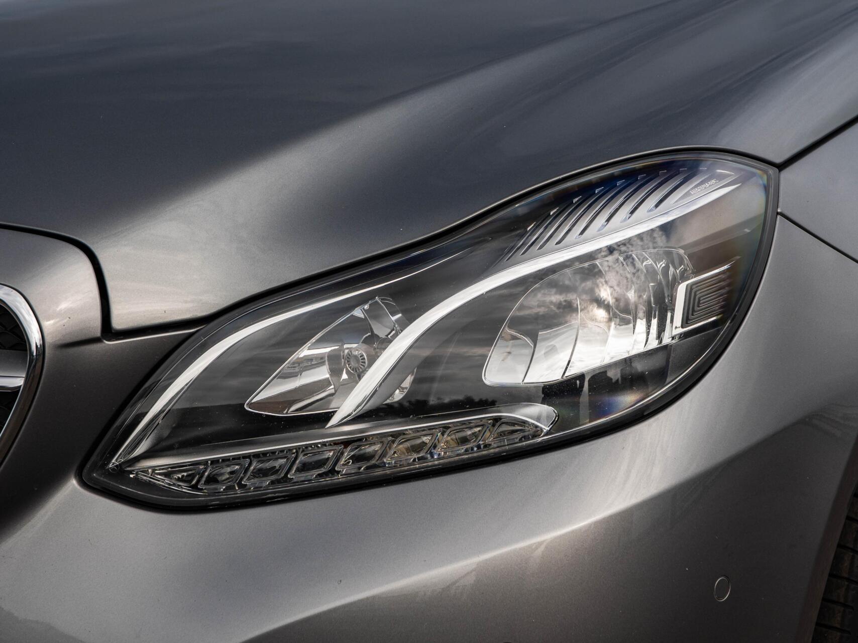Foto van Mercedes-Benz E 200
