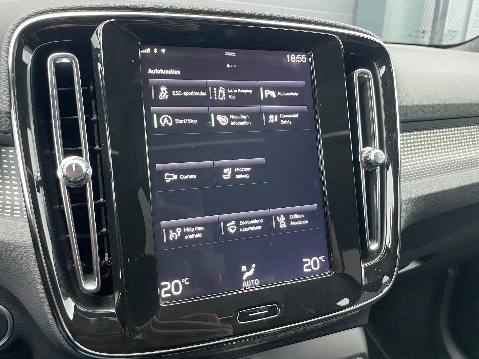 Foto van Volvo XC40
