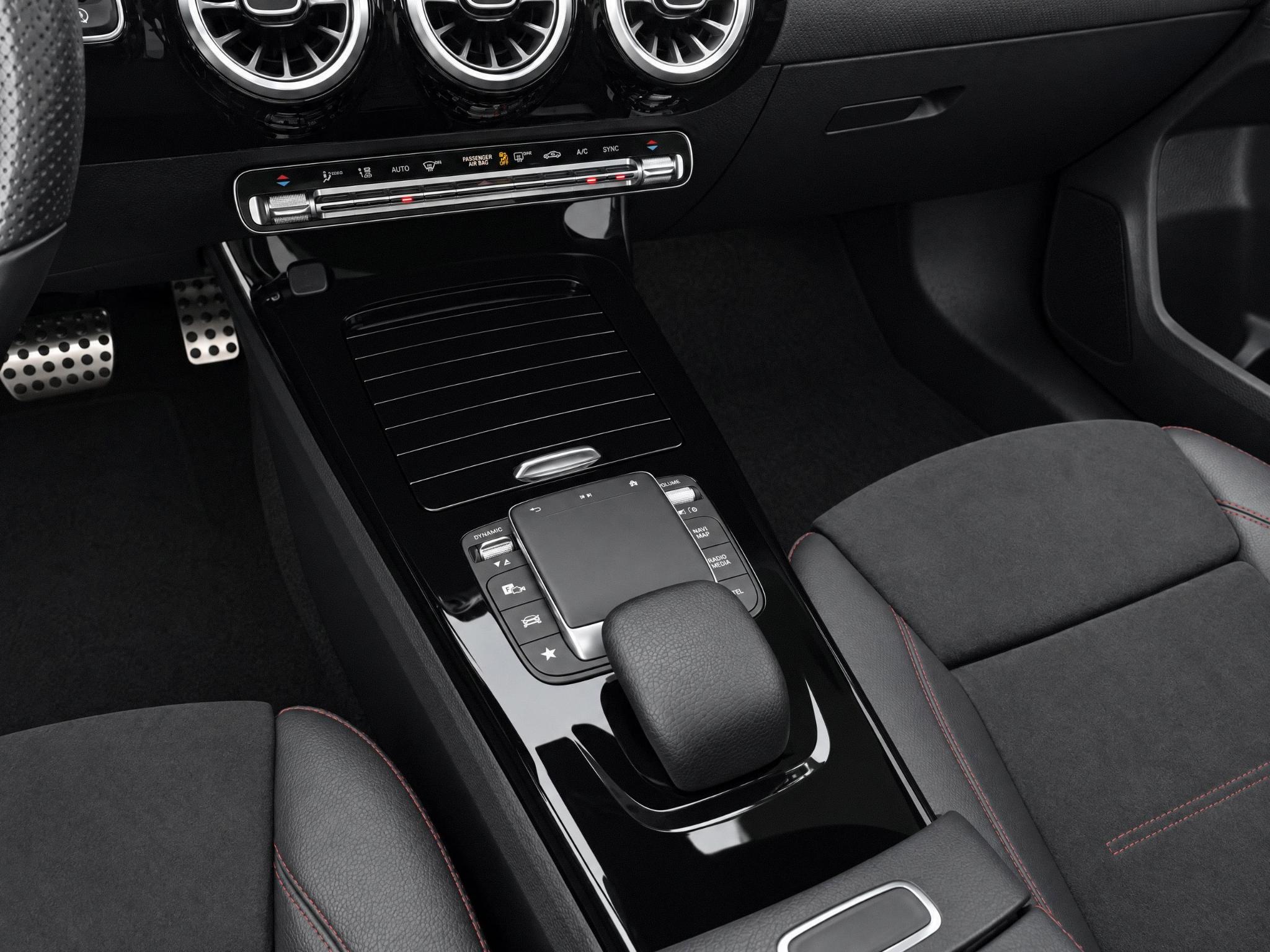 Foto van Mercedes-Benz A 200