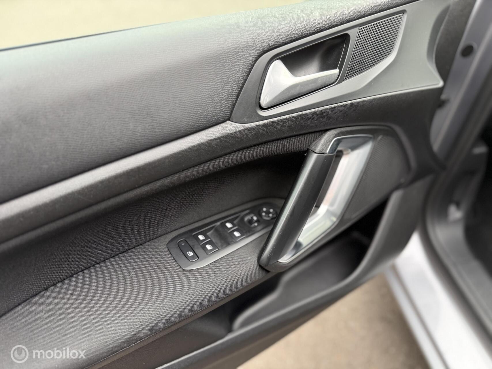 Foto van Peugeot 308 SW