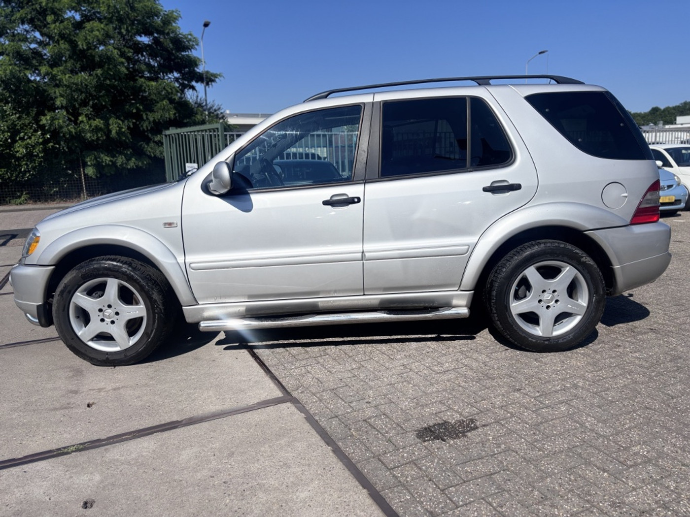 Foto van Mercedes-Benz ML 55 AMG