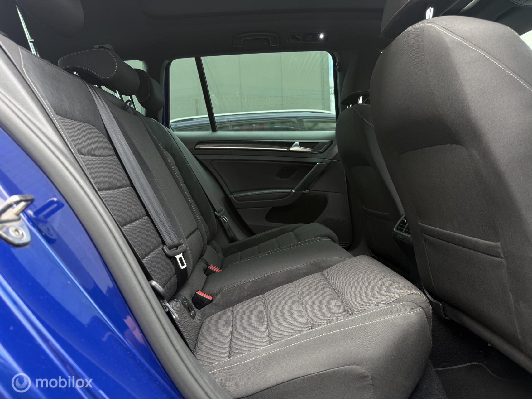 Foto van Volkswagen Golf Variant