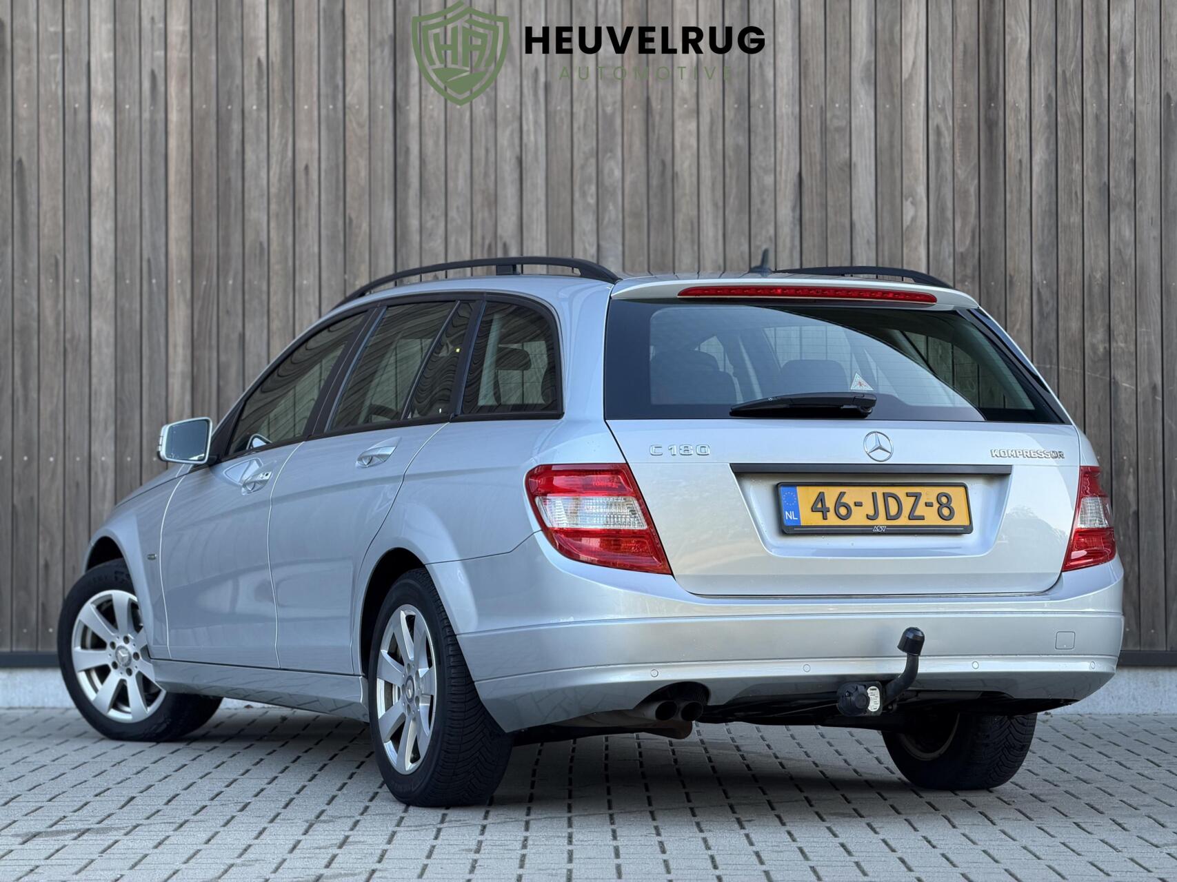 Foto van Mercedes-Benz C 180 Kompressor
