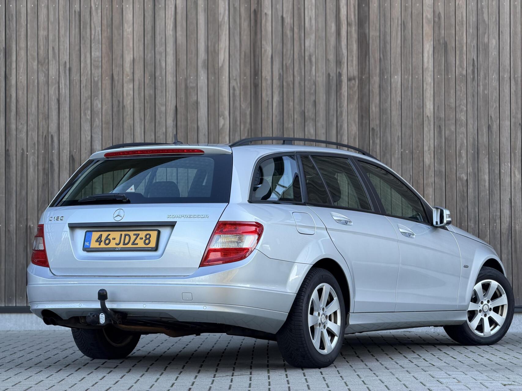 Foto van Mercedes-Benz C 180 Kompressor