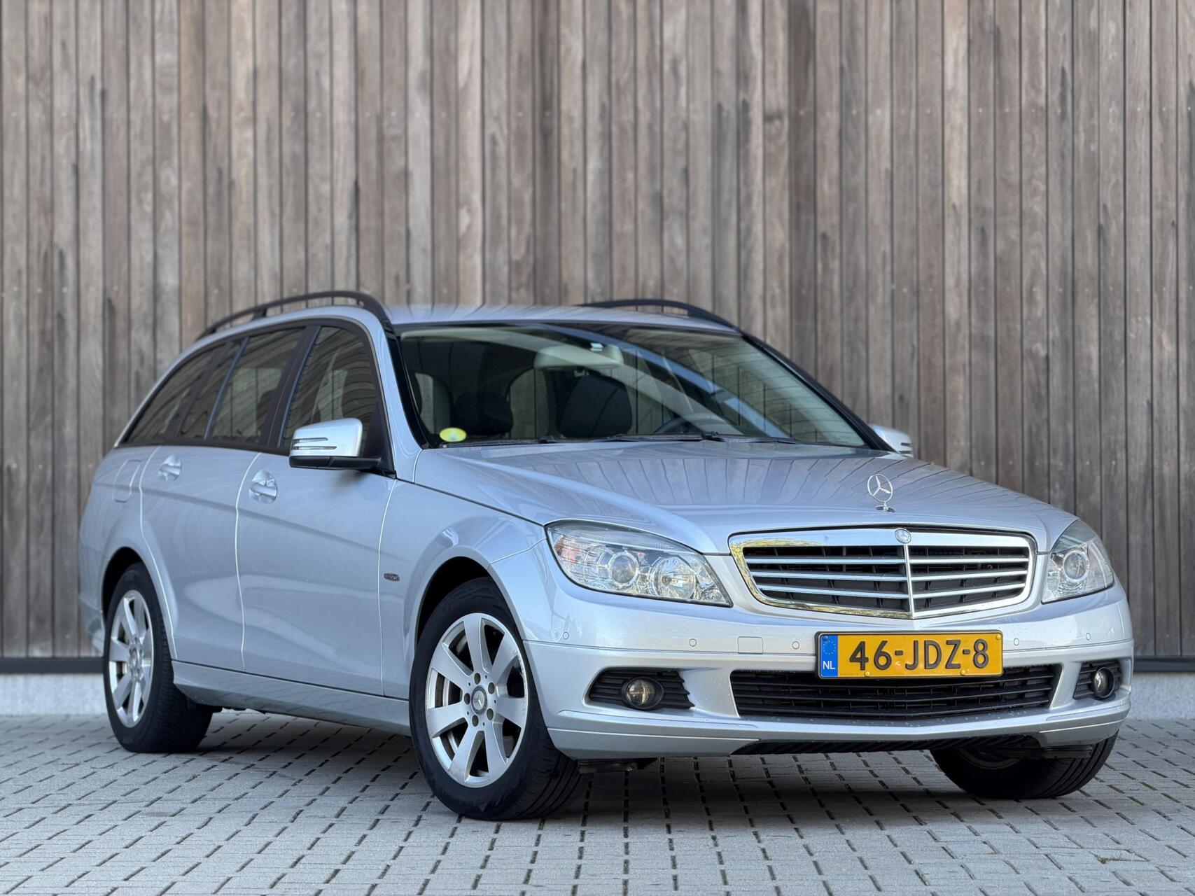 Foto van Mercedes-Benz C 180 Kompressor