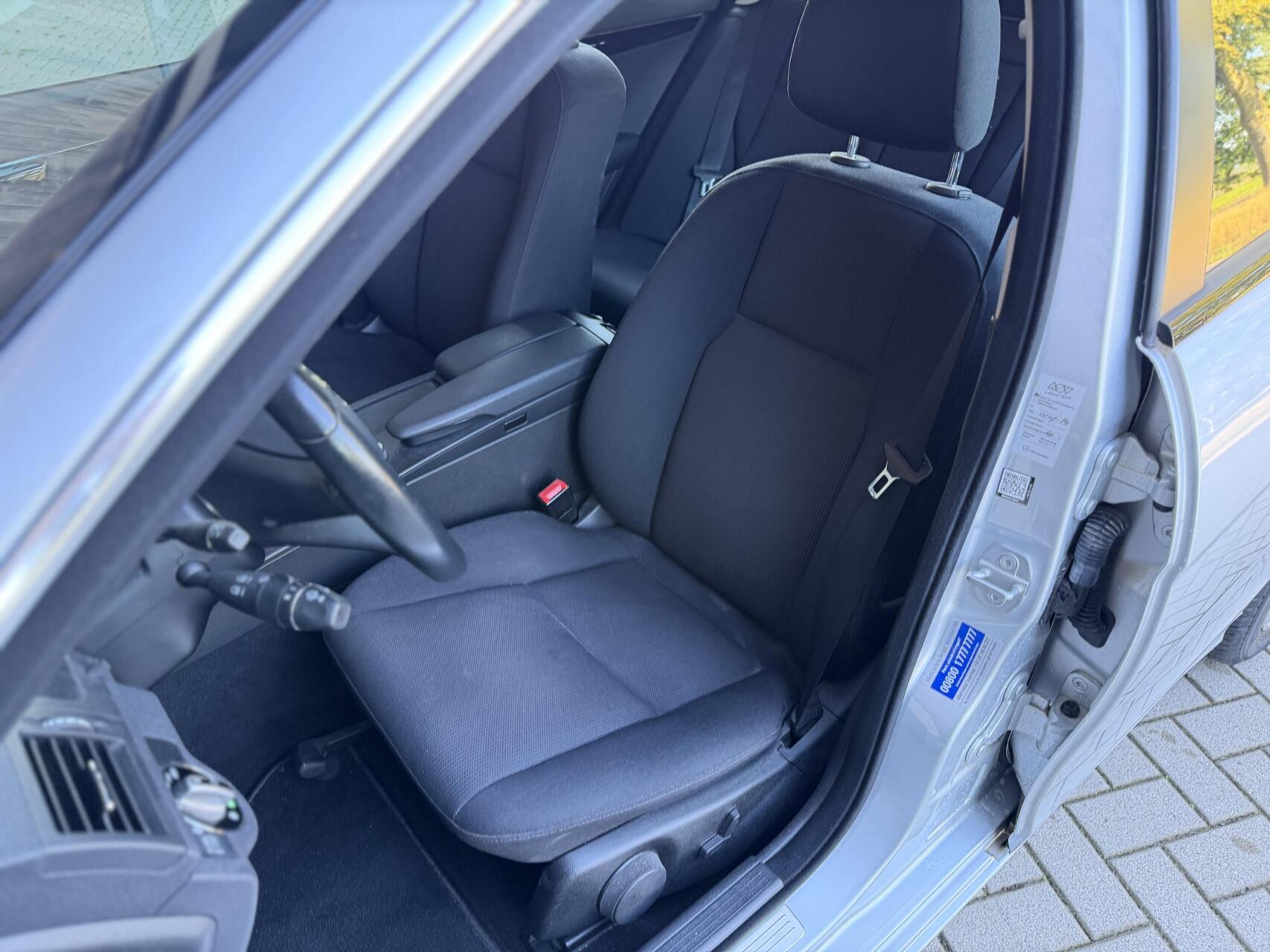 Foto van Mercedes-Benz C 180 Kompressor