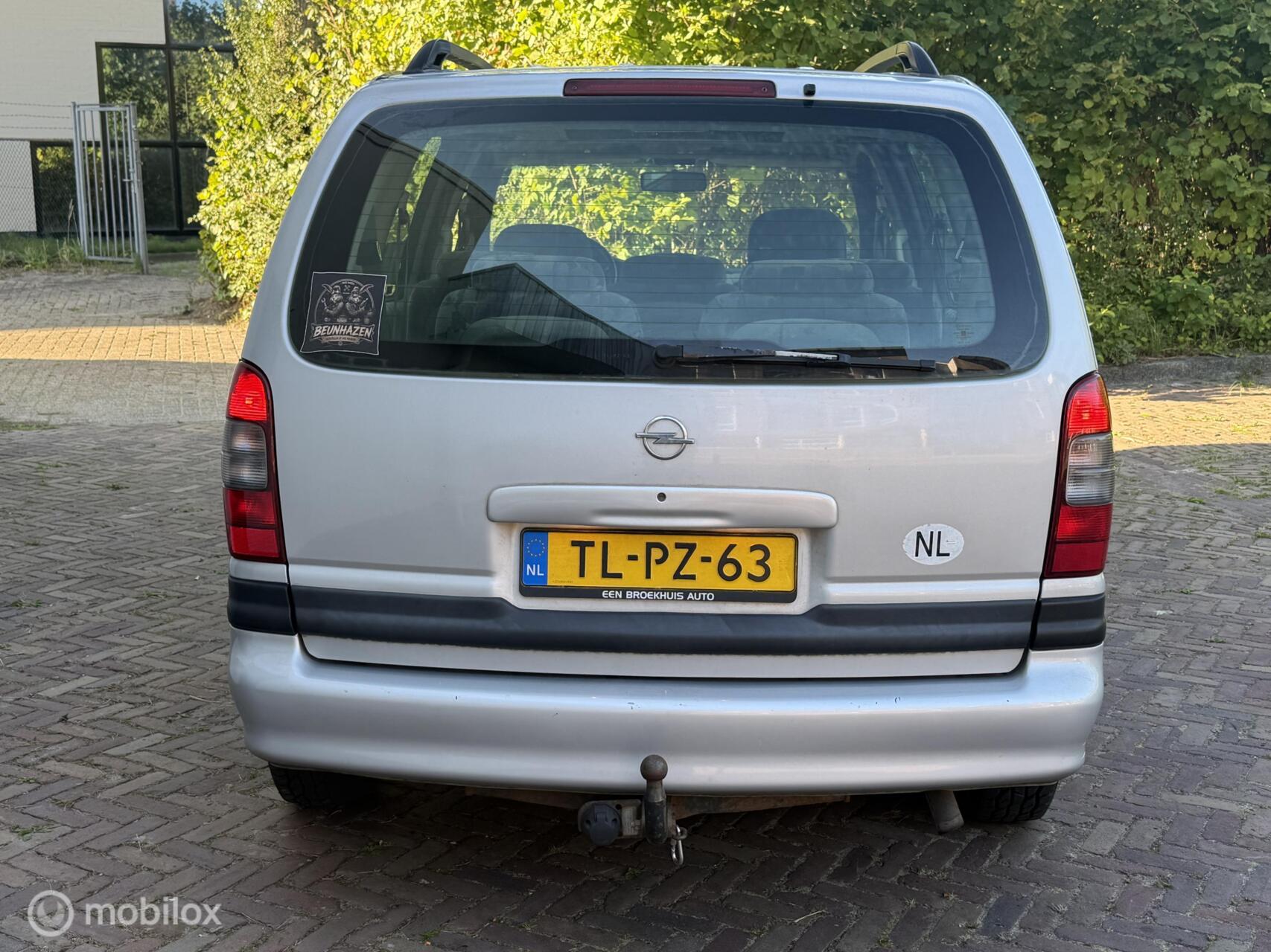 Foto van Opel Opel Sintra