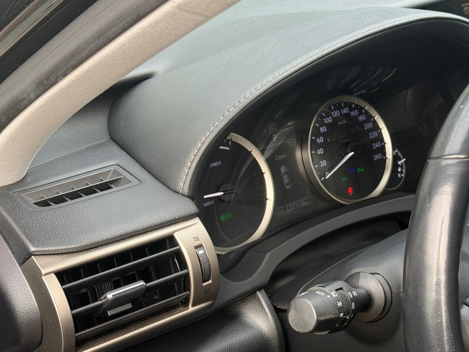 Foto van Lexus Lexus Is300h