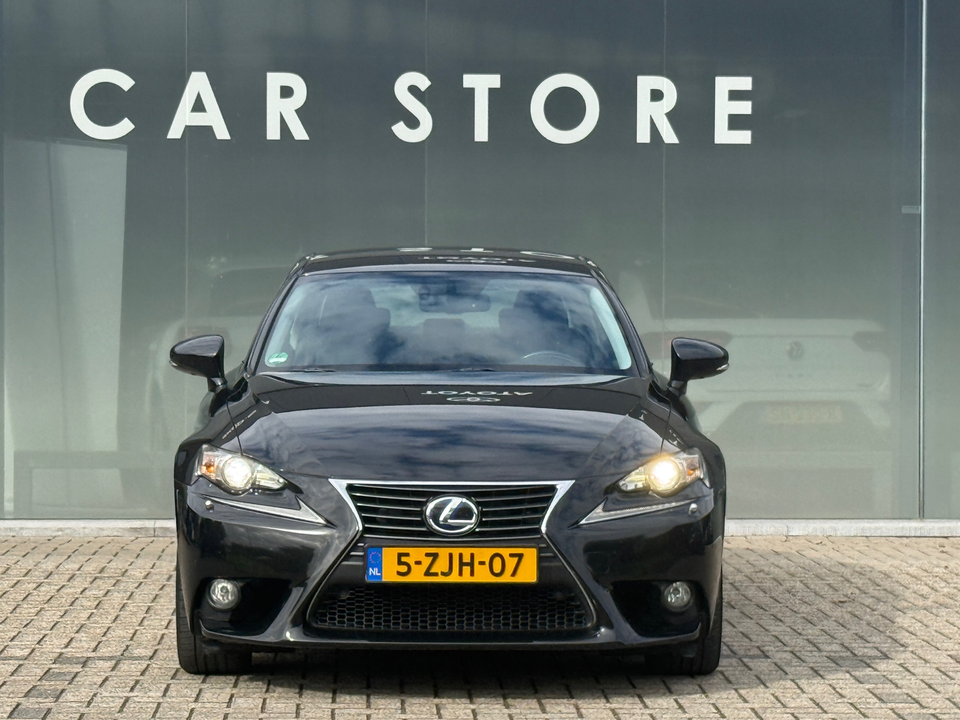 Foto van Lexus Lexus Is300h