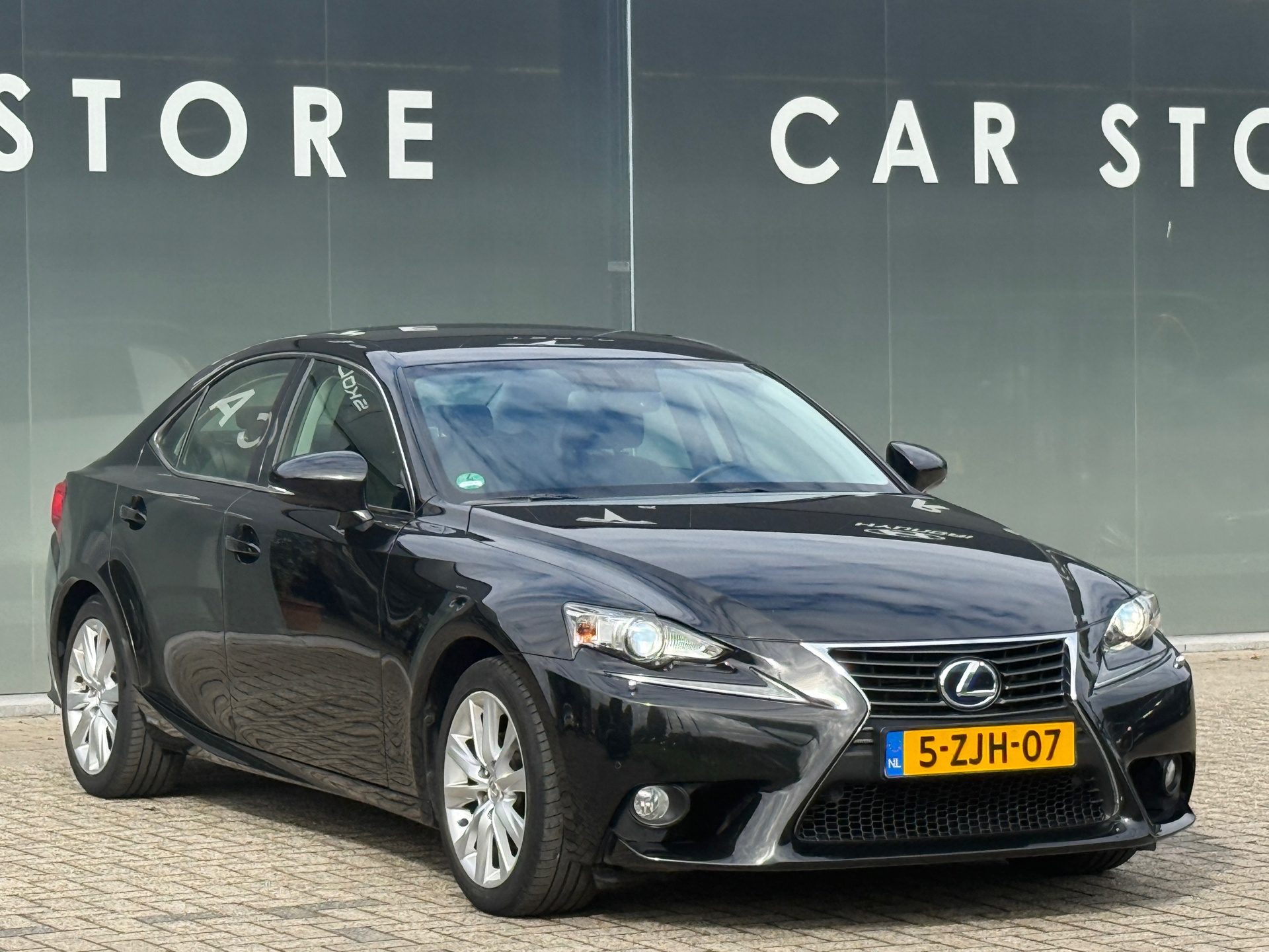 Foto van Lexus Lexus Is300h