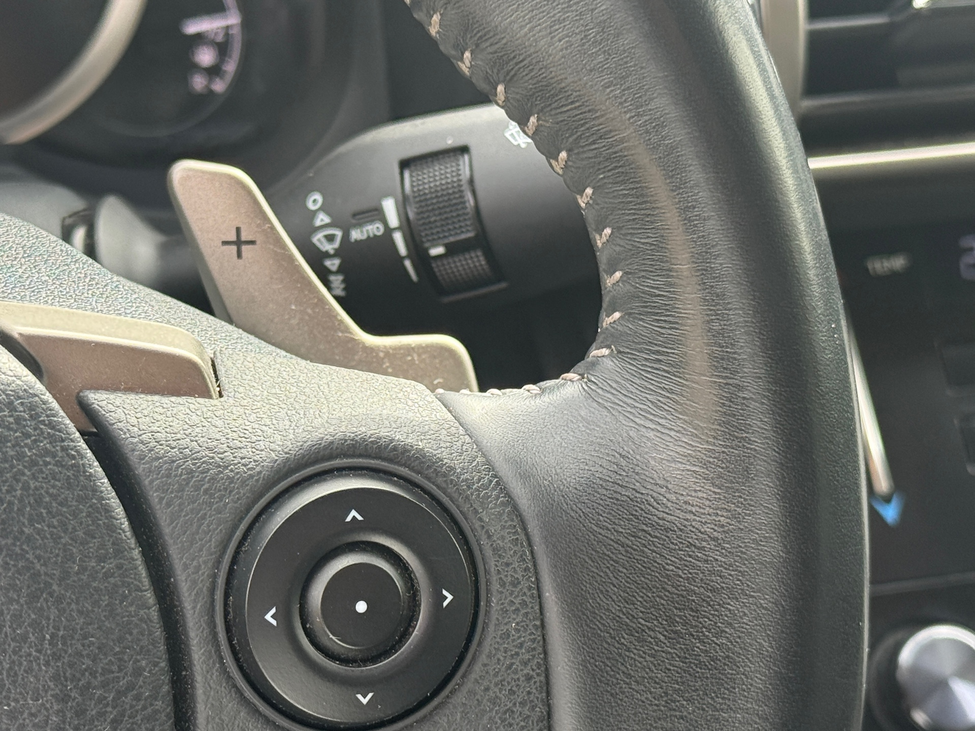 Foto van Lexus Lexus Is300h