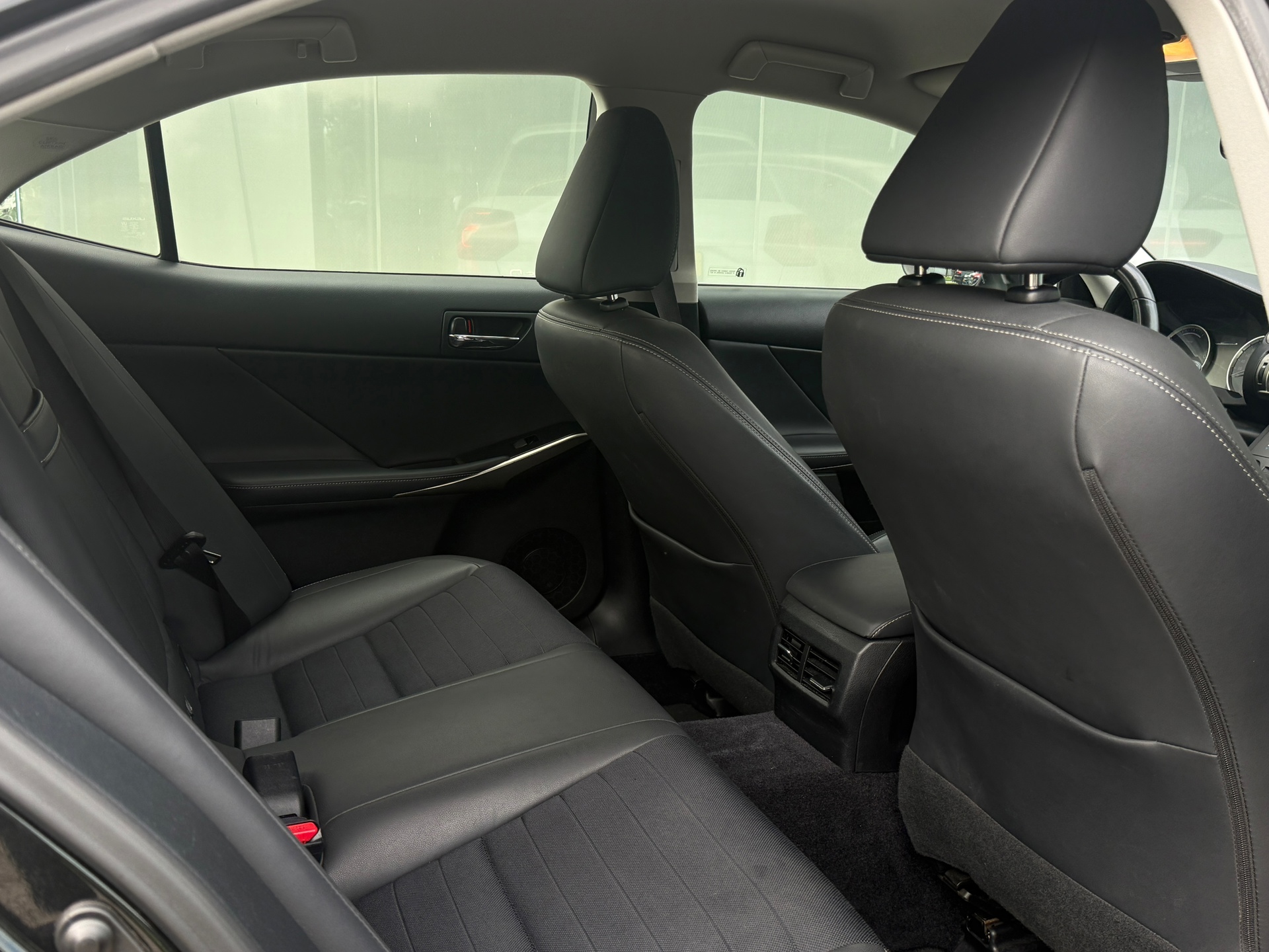 Foto van Lexus Lexus Is300h