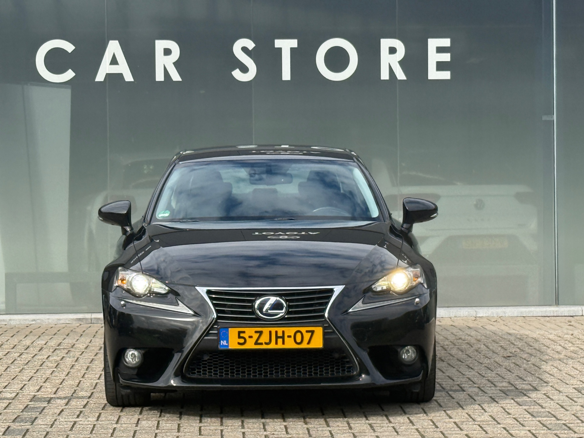 Foto van Lexus Lexus Is300h