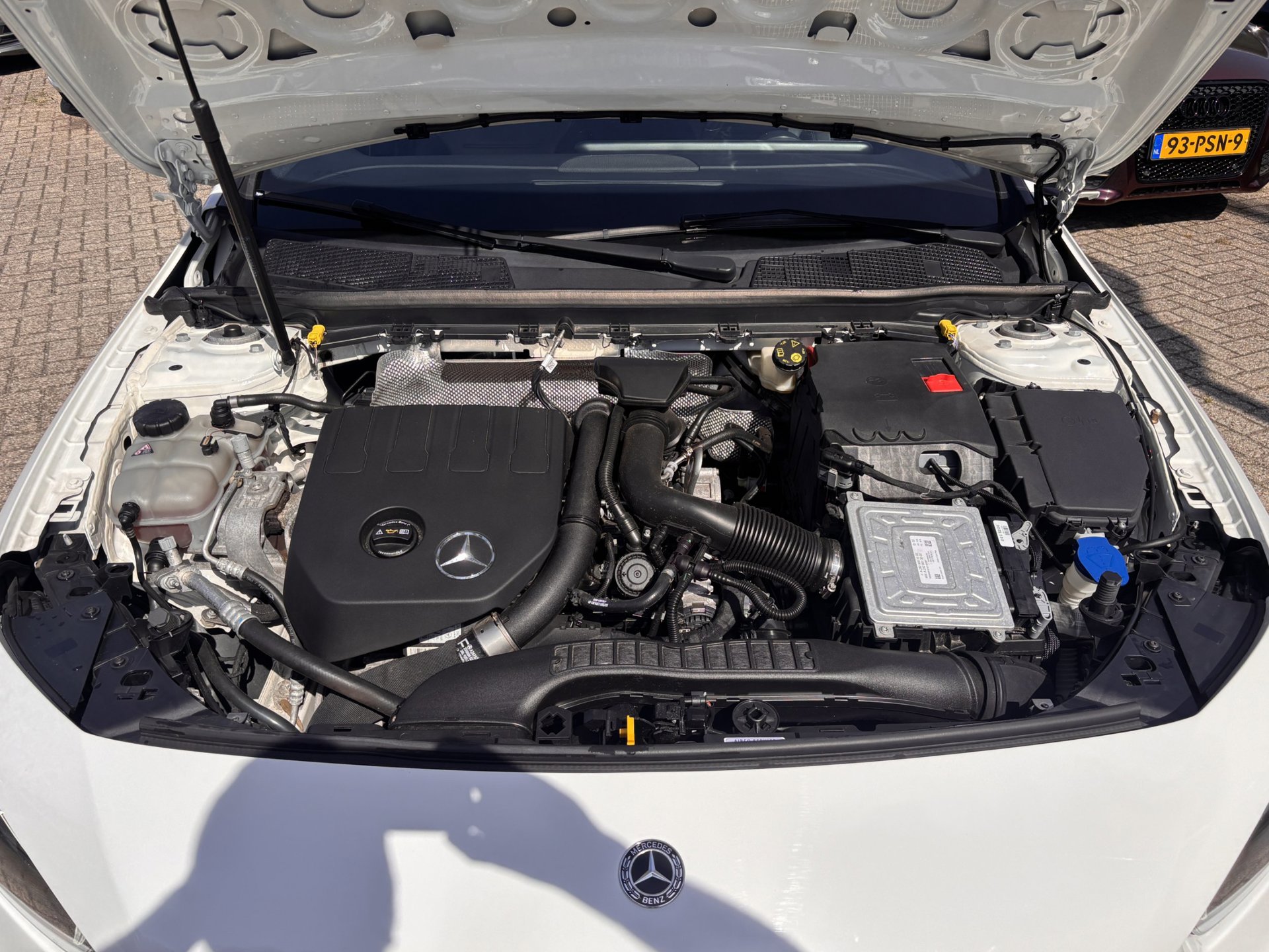 Foto van Mercedes-Benz A 200