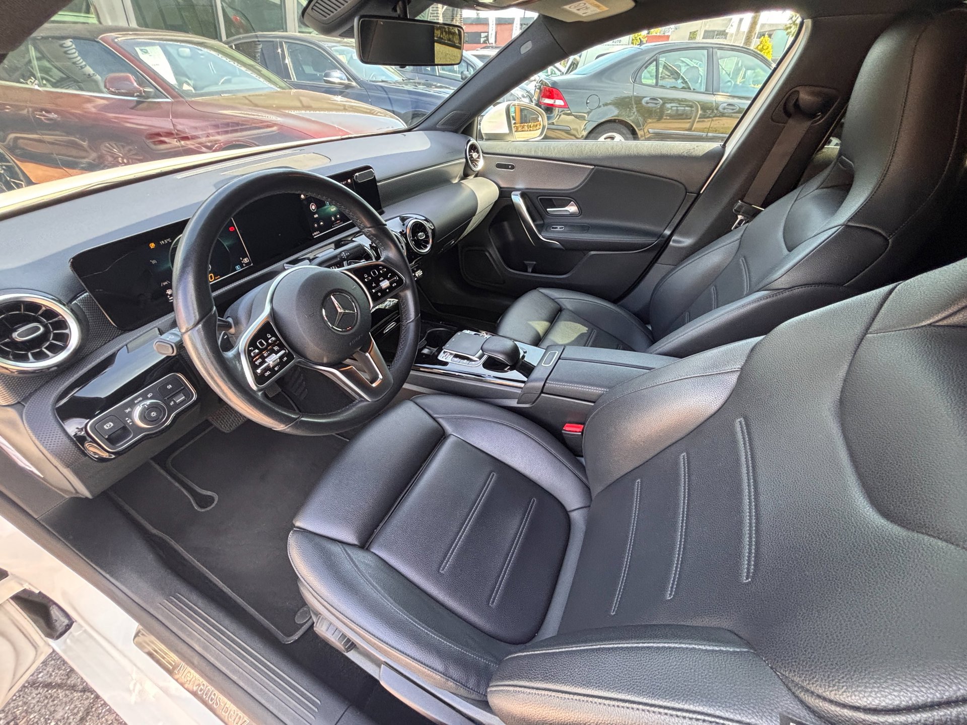 Foto van Mercedes-Benz A 200