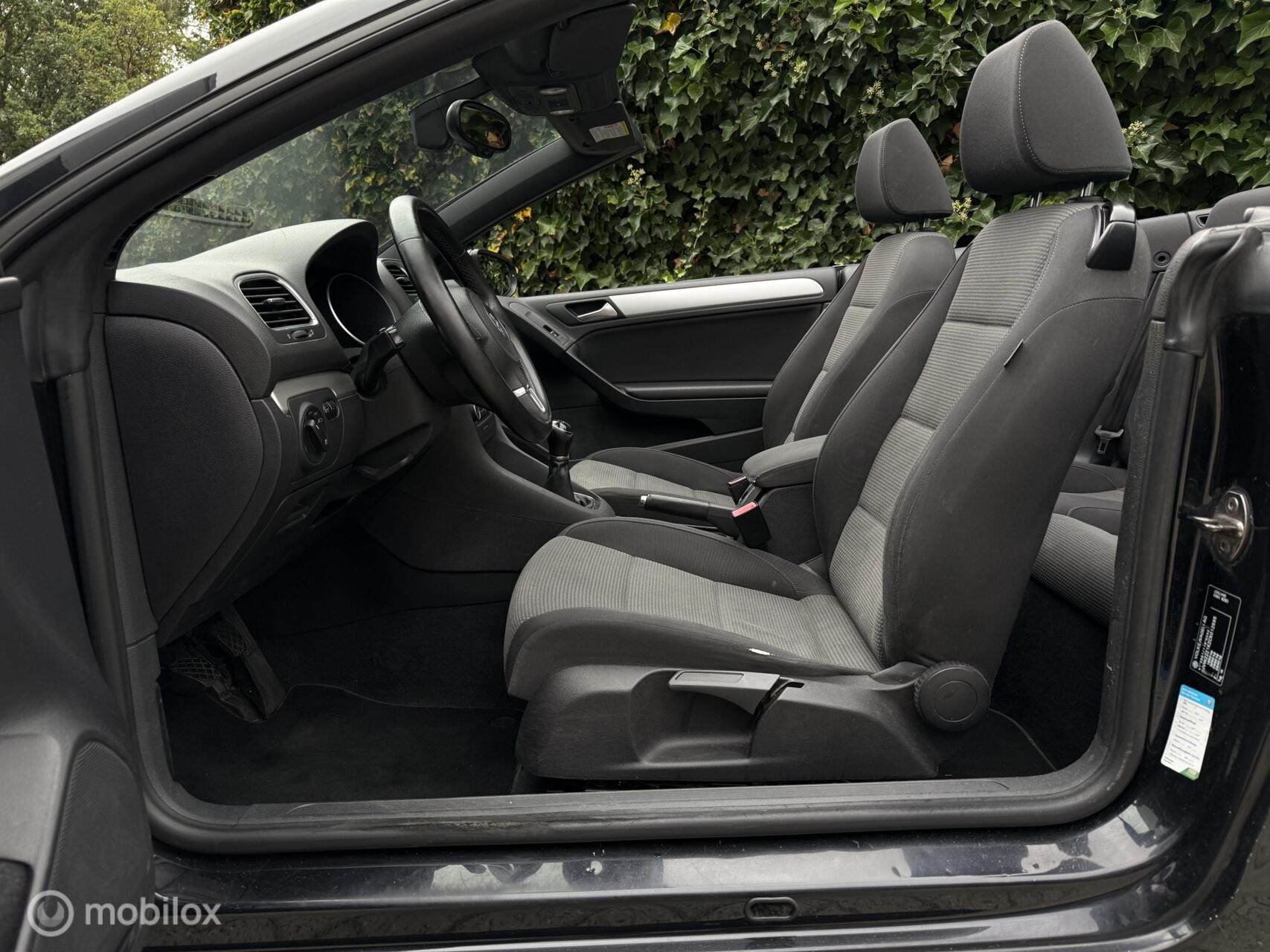 Foto van Volkswagen Golf Cabrio