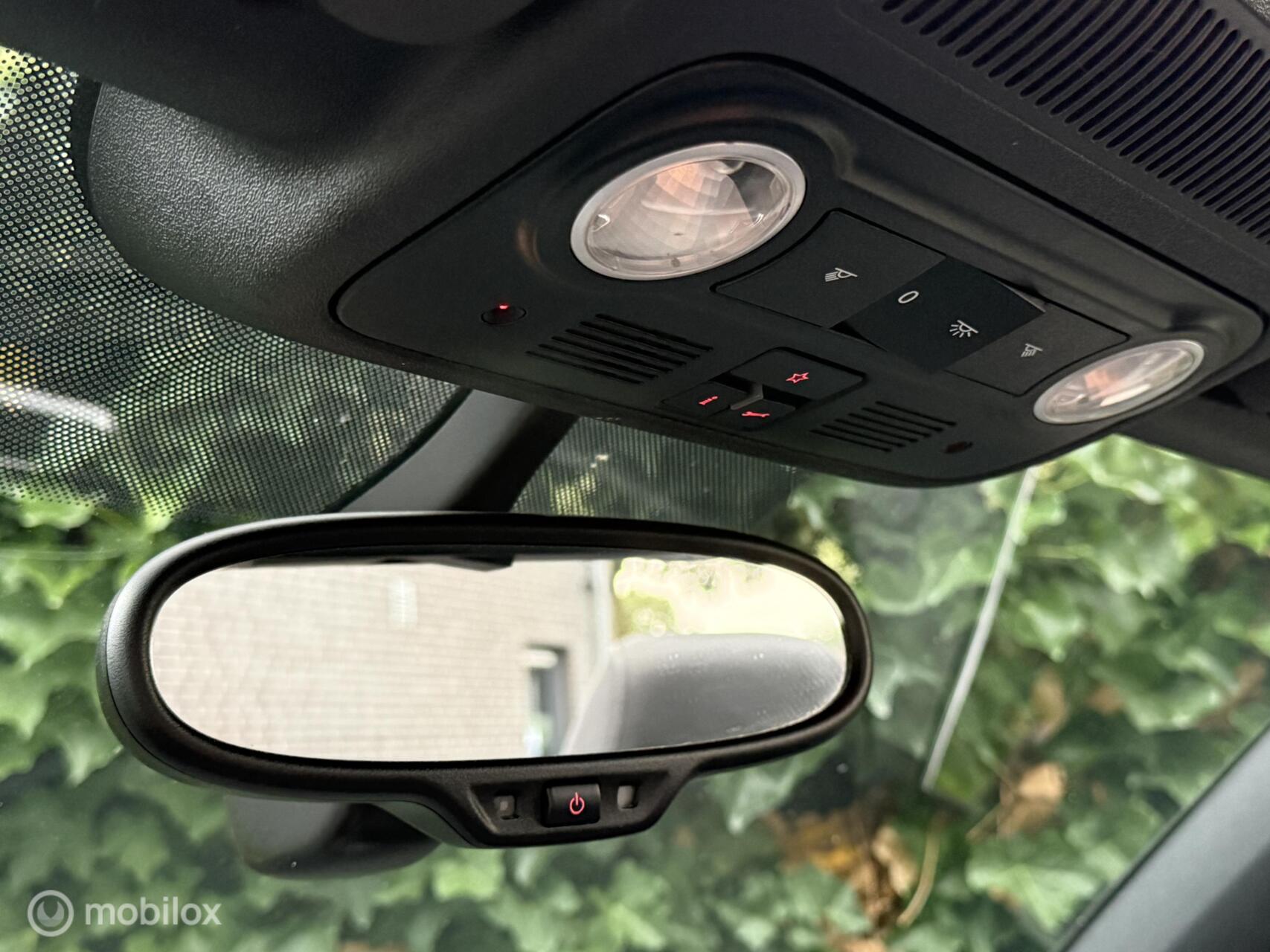 Foto van Volkswagen Golf Cabrio