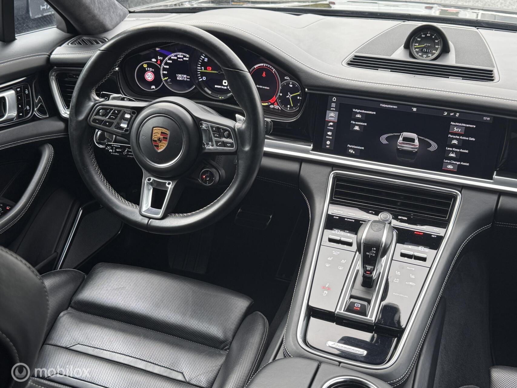 Foto van Porsche Panamera