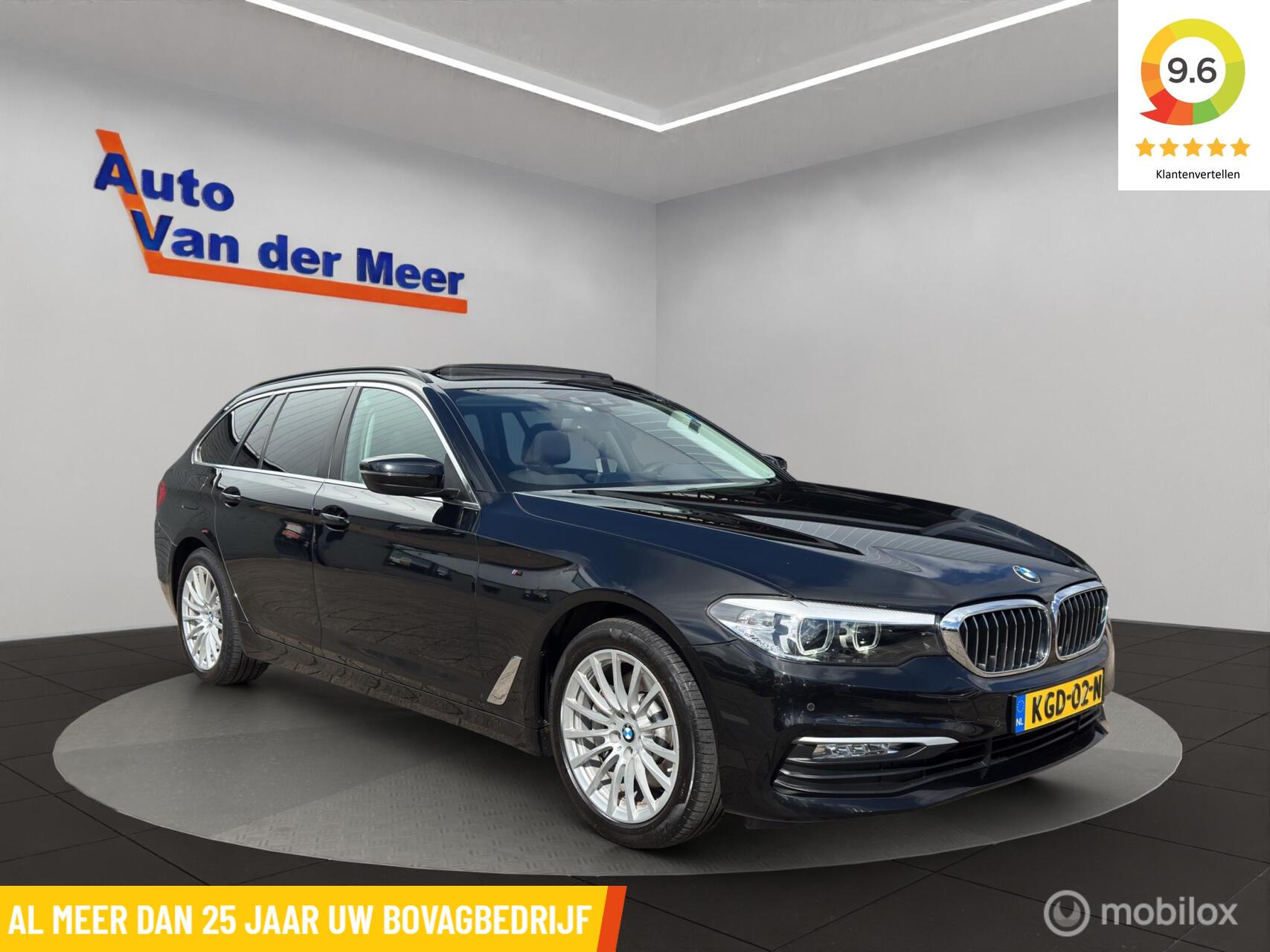 BMW 5-serie Touring 530i xDrive / Panoramadak / M-sport 2018 - voorkant
