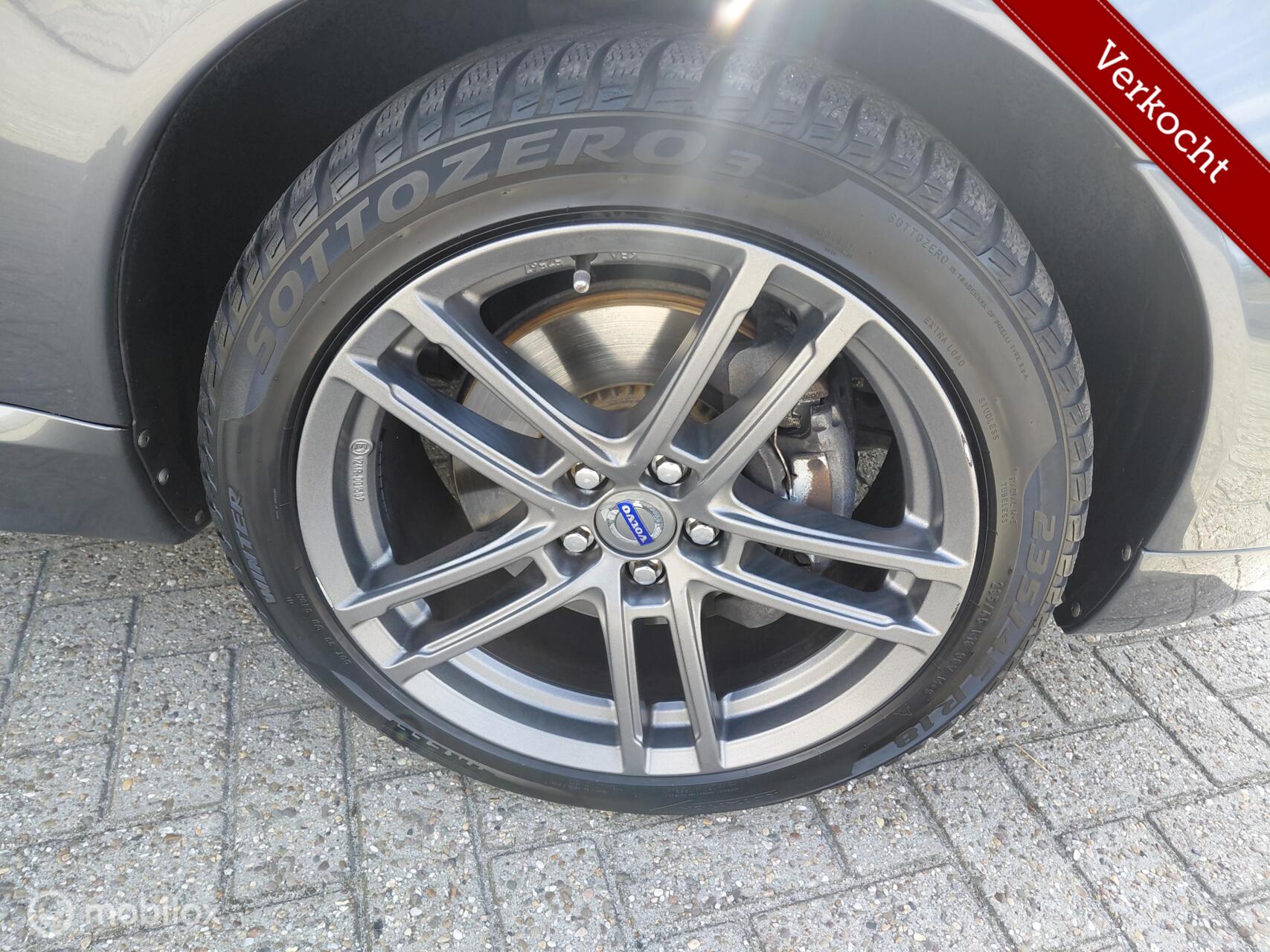 Foto van Volvo S80