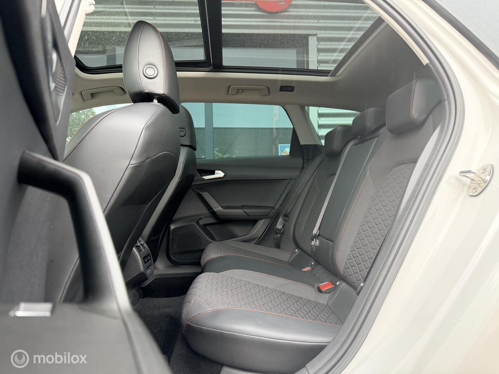 Foto van Seat Leon Sportstourer