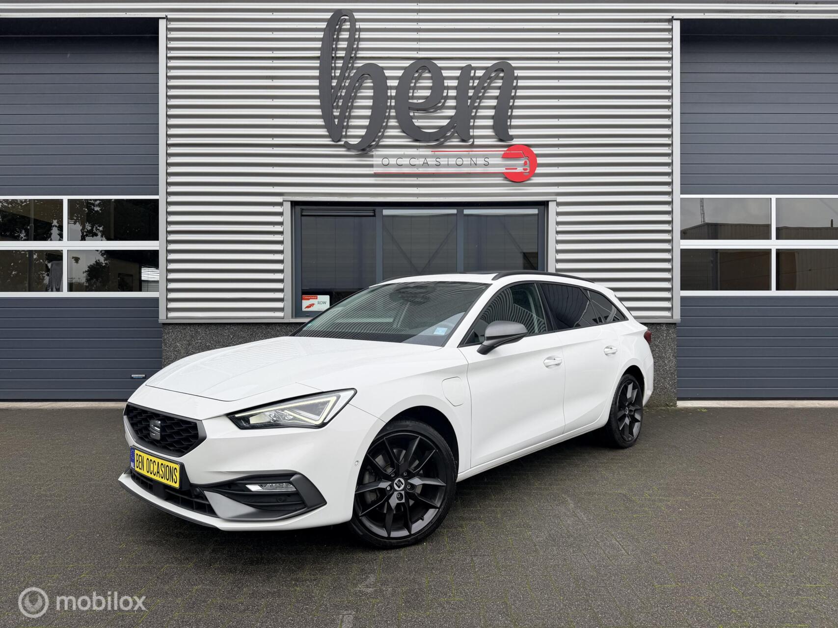 Seat Leon Sportstourer 1.4 TSI eHybrid PHEV FR 2021 - voorkant