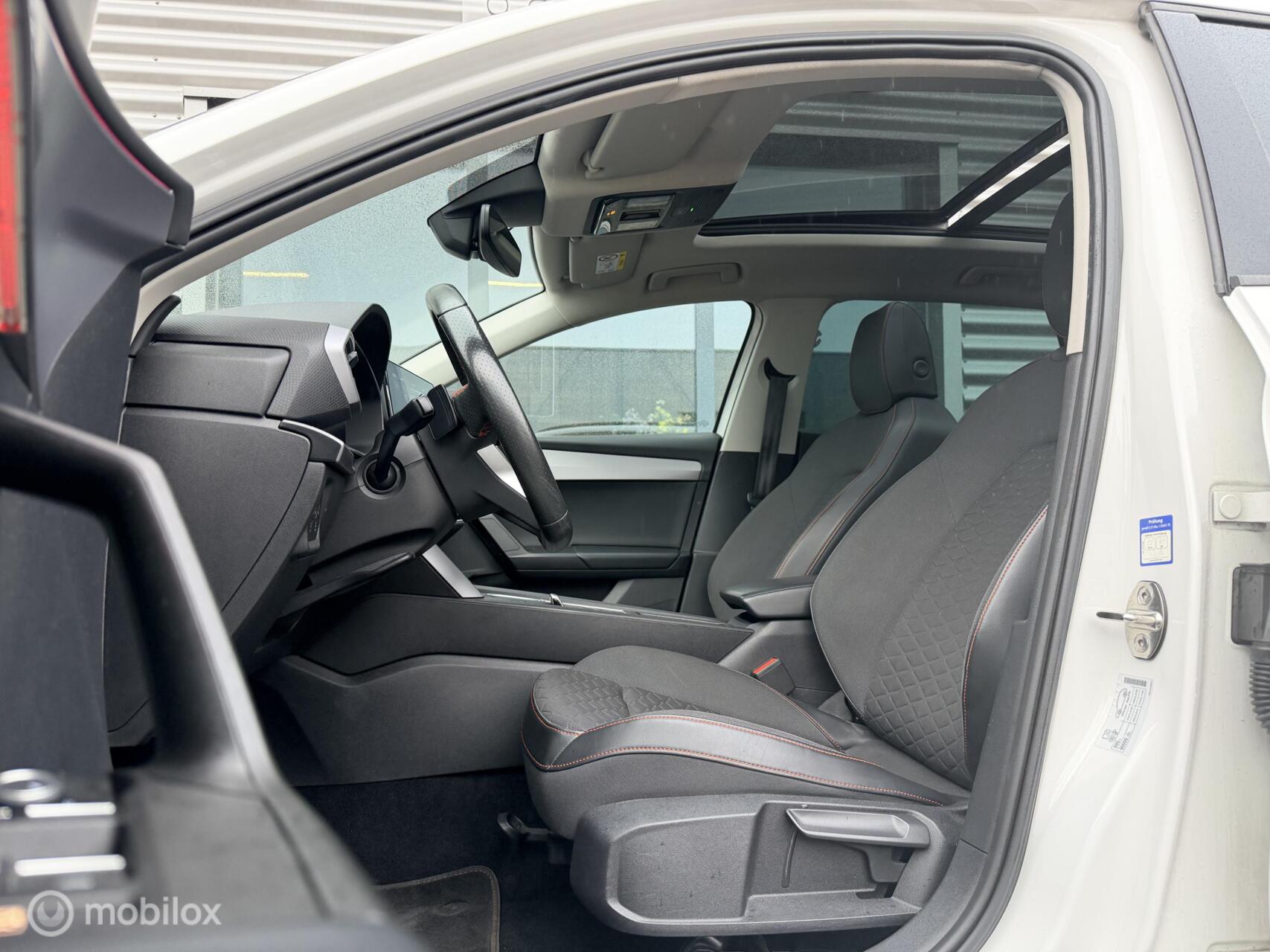 Foto van Seat Leon Sportstourer