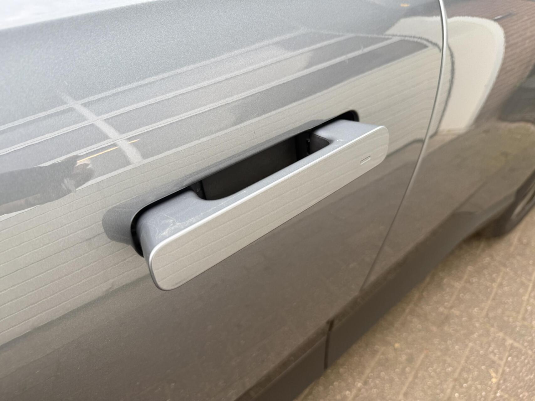 Foto van Polestar 4