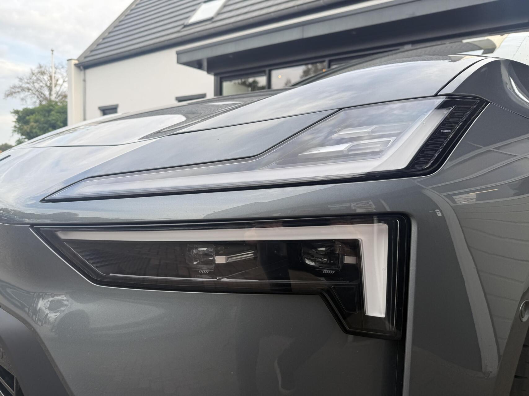 Foto van Polestar 4