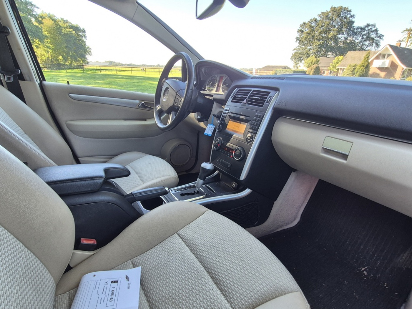 Foto van Mercedes-Benz B 200