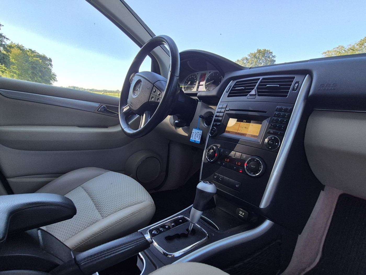 Foto van Mercedes-Benz B 200