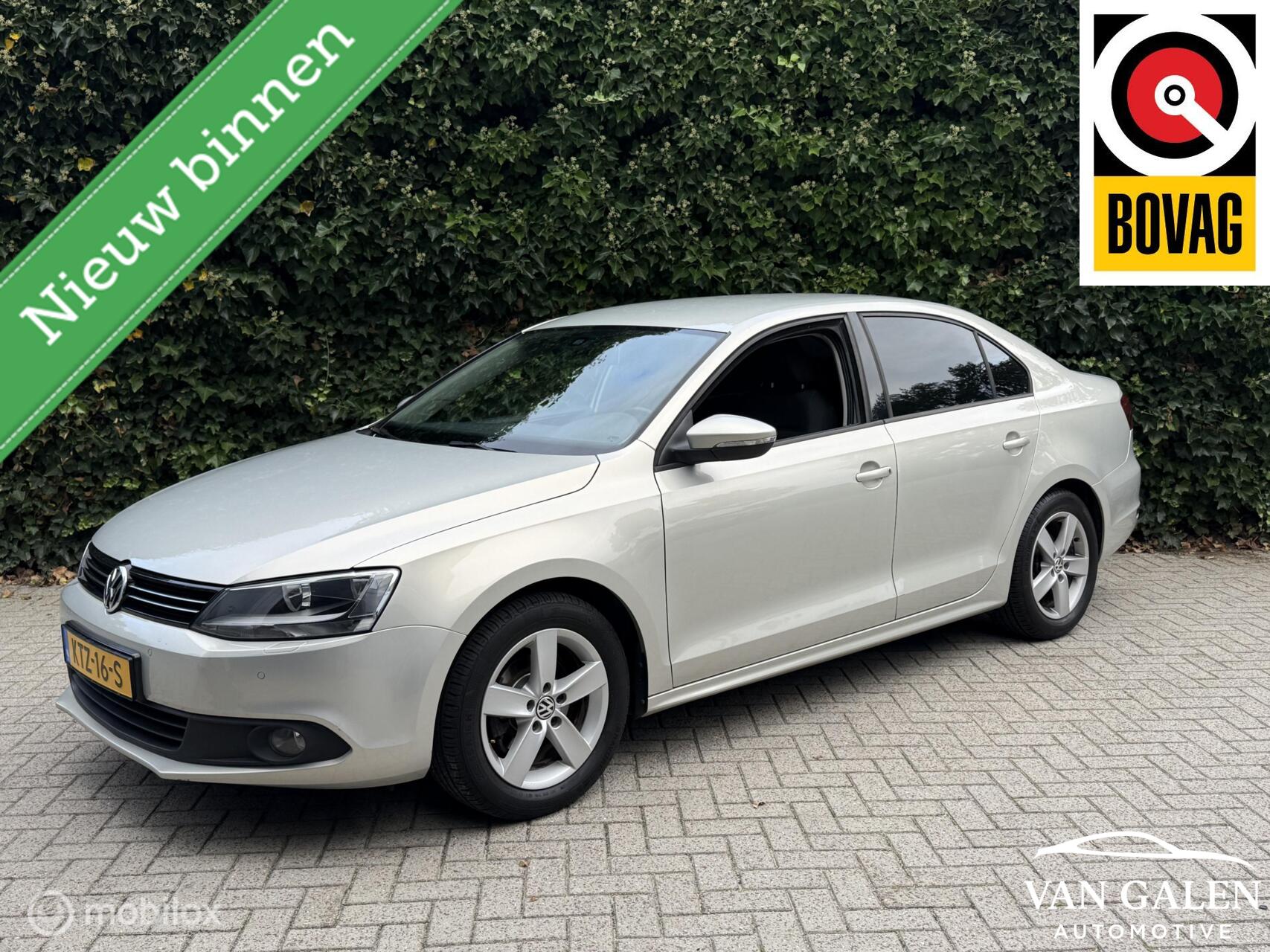 Volkswagen Jetta 1.2 TSI Airco|Cruise|Trekhaak|Stoelverwarmi 2011 - voorkant