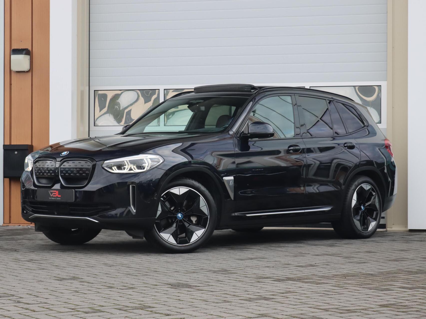 Foto van BMW Ix3