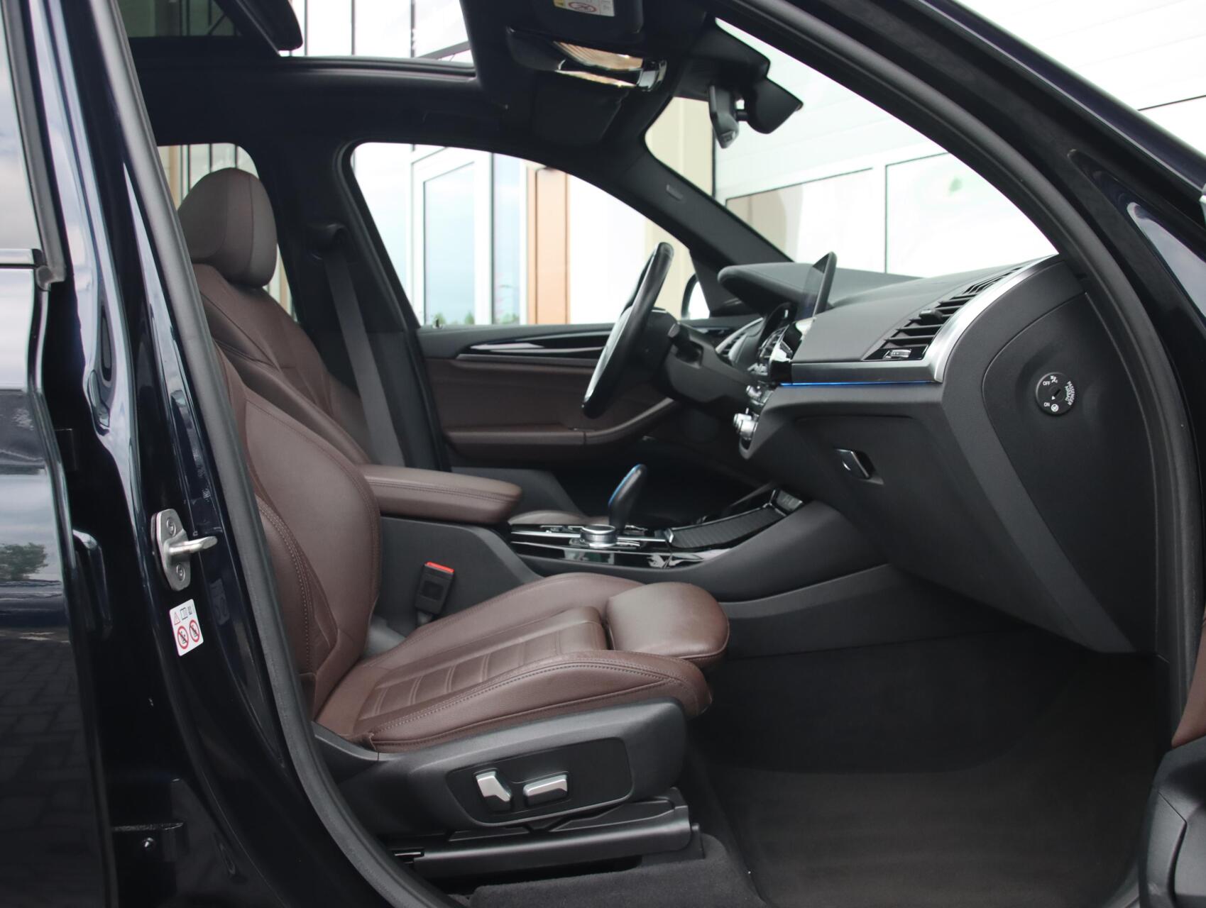 Foto van BMW Ix3